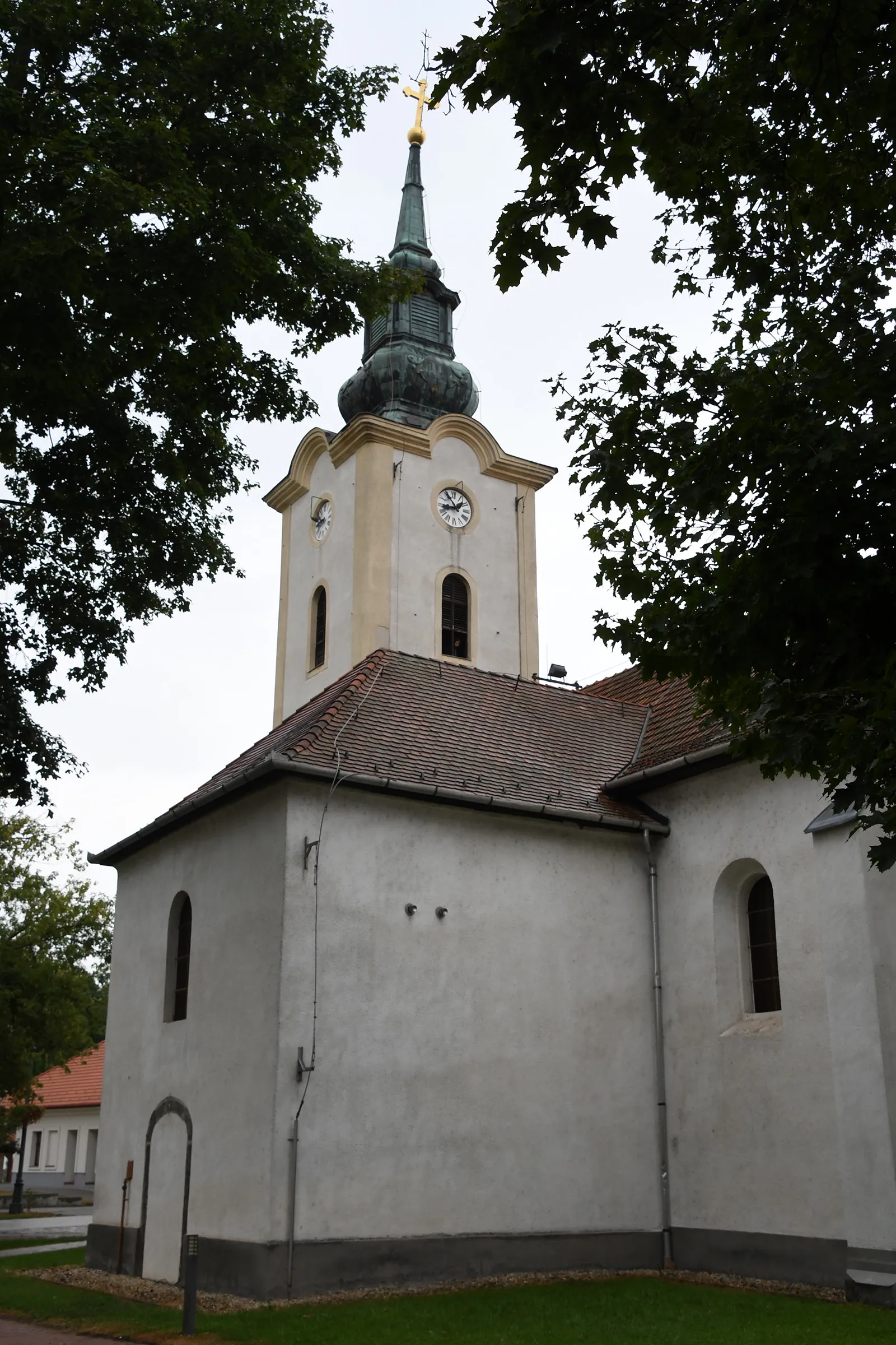 Photo showing: Roman Catholic church in Jászfényszaru, Hungary