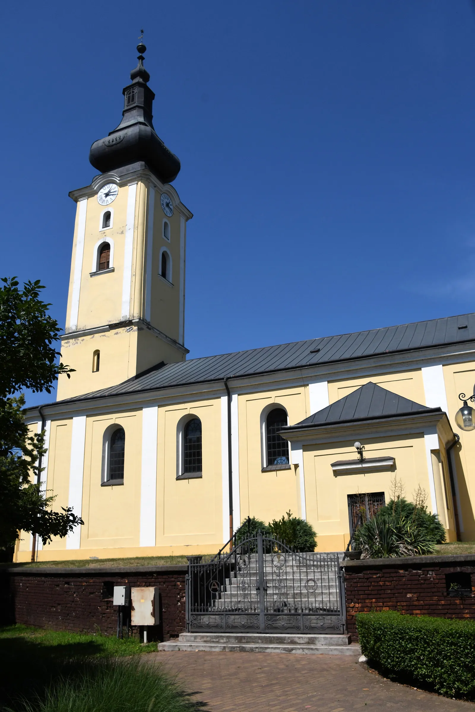 Photo showing: Calvinist church in Derecske, Hungary