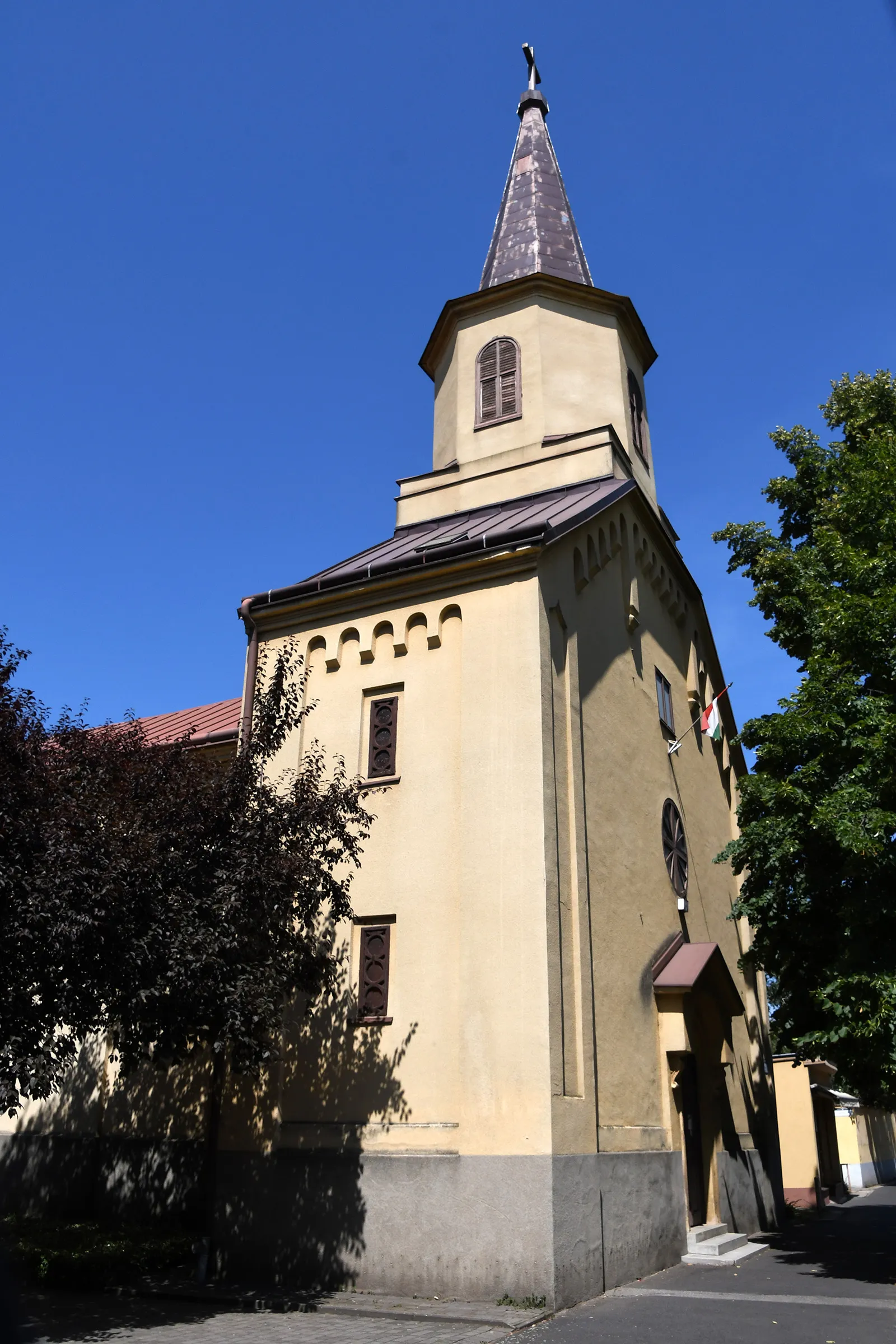 Photo showing: Roman Catholic church in Derecske, Hungary