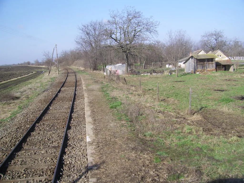 Photo showing: Train stop "Pusztatemplom", Kiskunfélegyháza–Szentes–Orosháza railway line