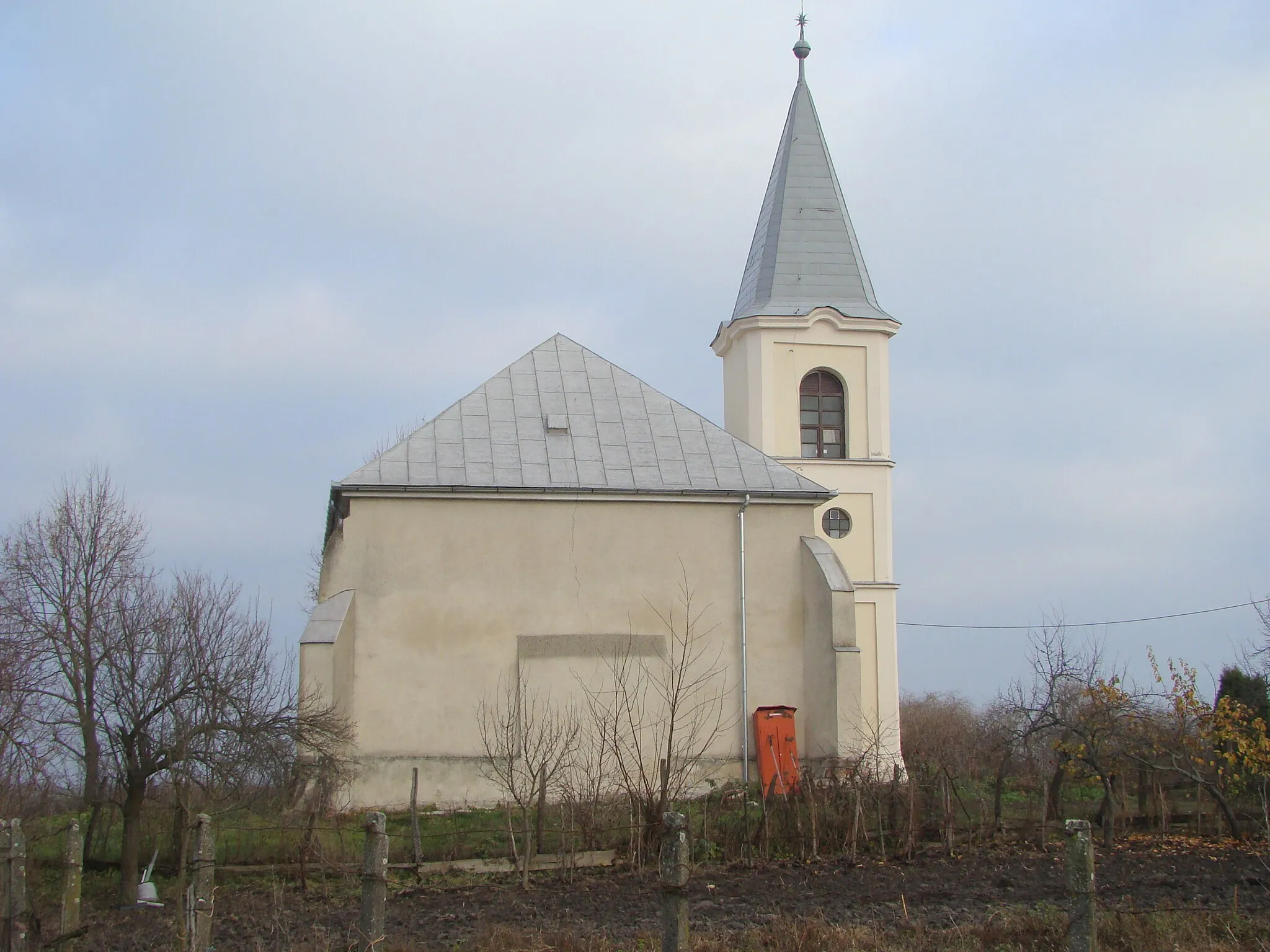 Photo showing: Reformed church in Parhida (Pelbárthida), Bihor county, Romania