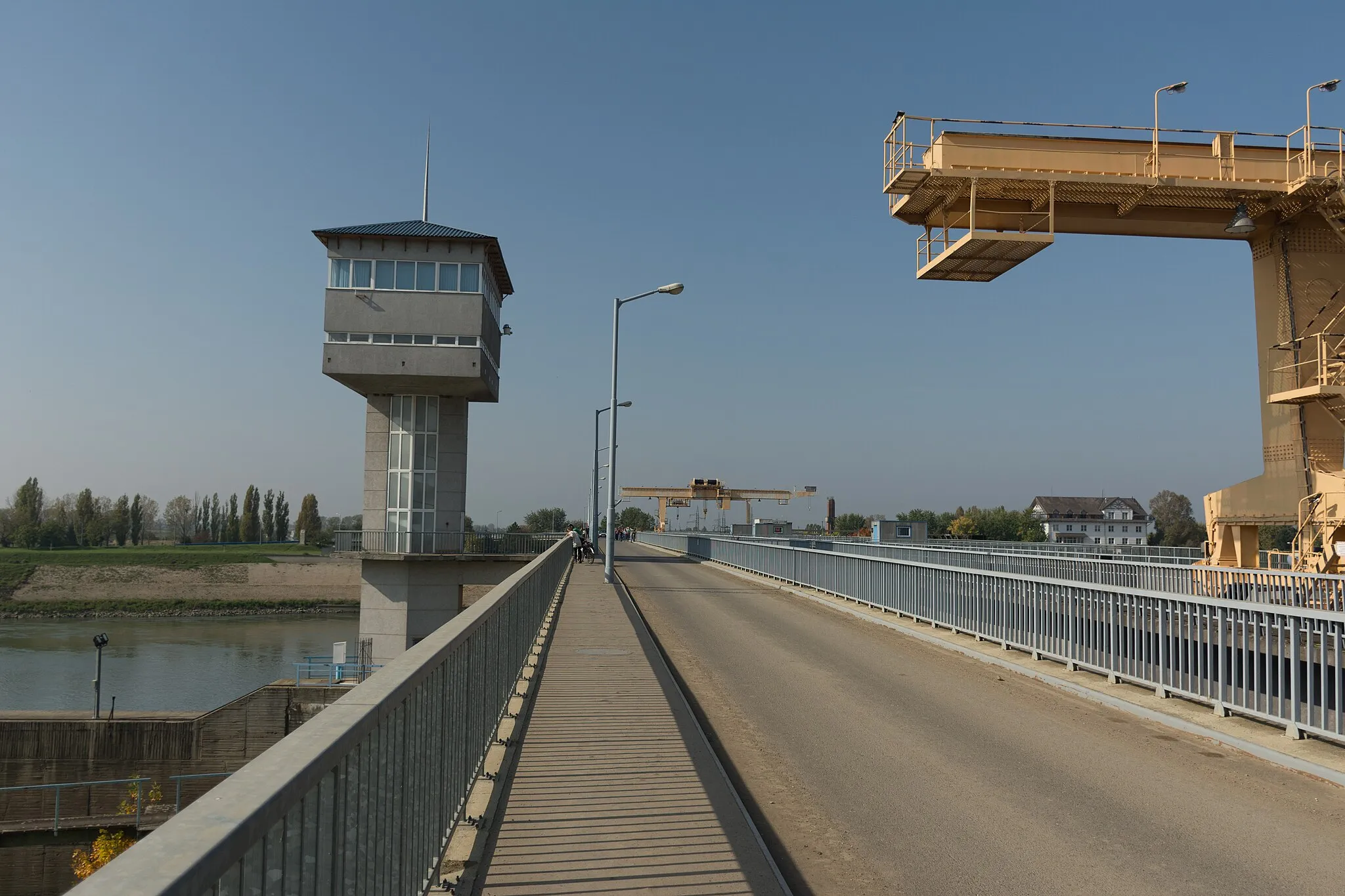 Photo showing: erőmű ipari híd