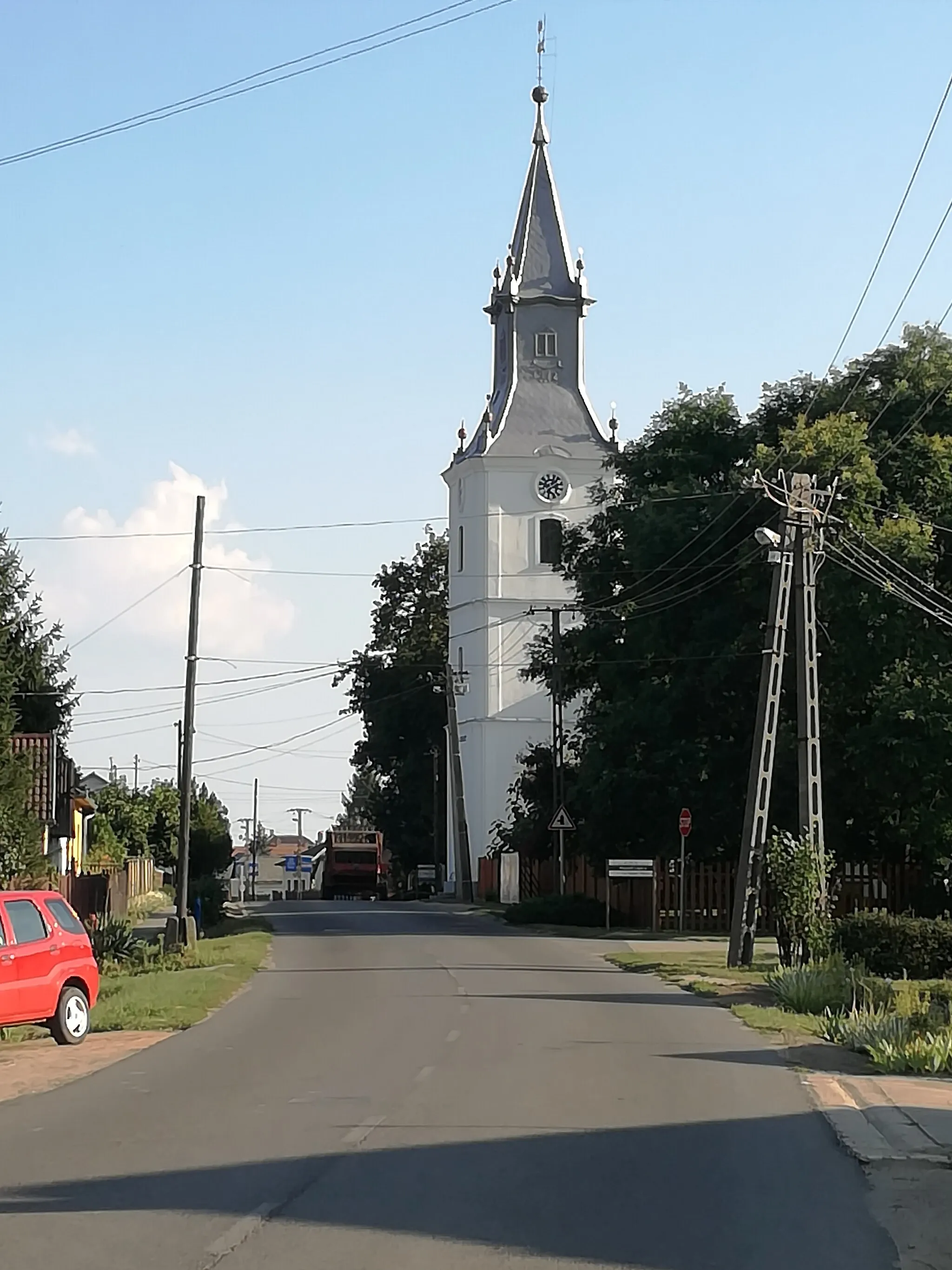 Photo showing: patrohai református  templom