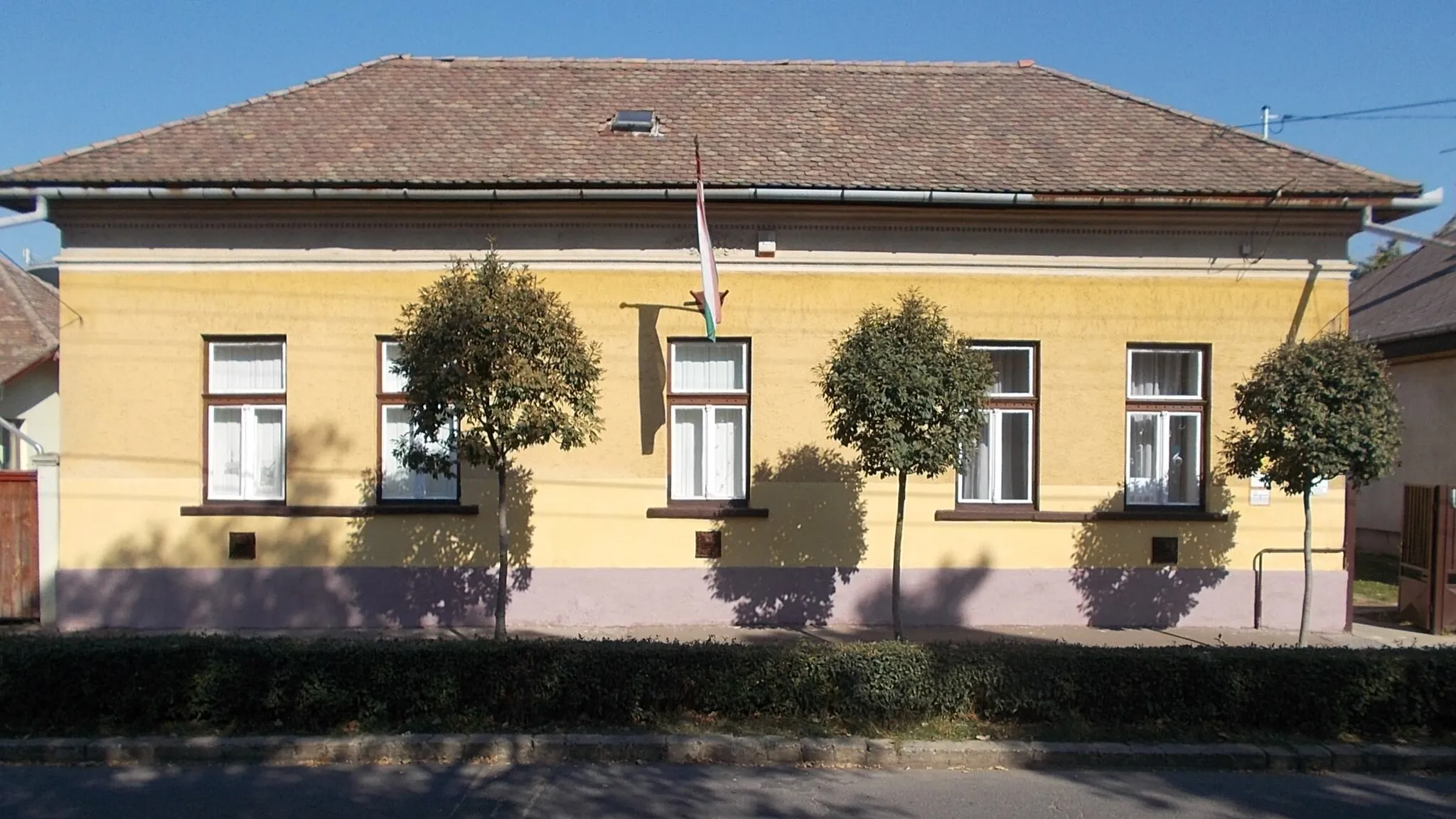 Photo showing: Erkel Ferenc Music School - 8 Szabó József street, Downtown, Karcag, Jász-Nagykun-Szolnok County, Hungary.