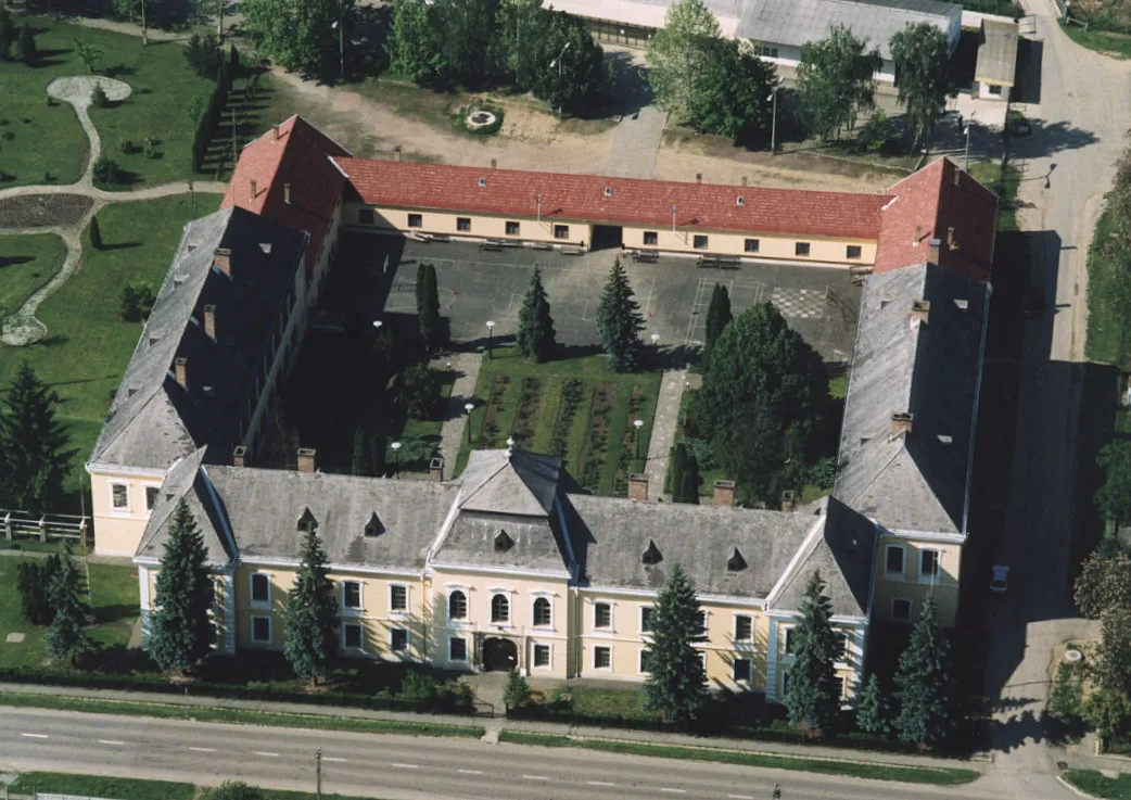 Photo showing: Keglevich Castle (Pétervására, Hungary)