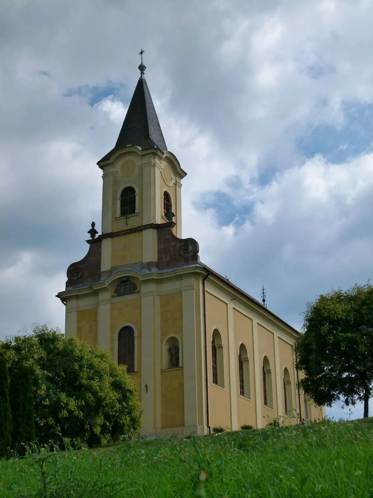 Photo showing: R. k. műemlék templom (Szent Rozália) (Eger, Szarvaskői út)