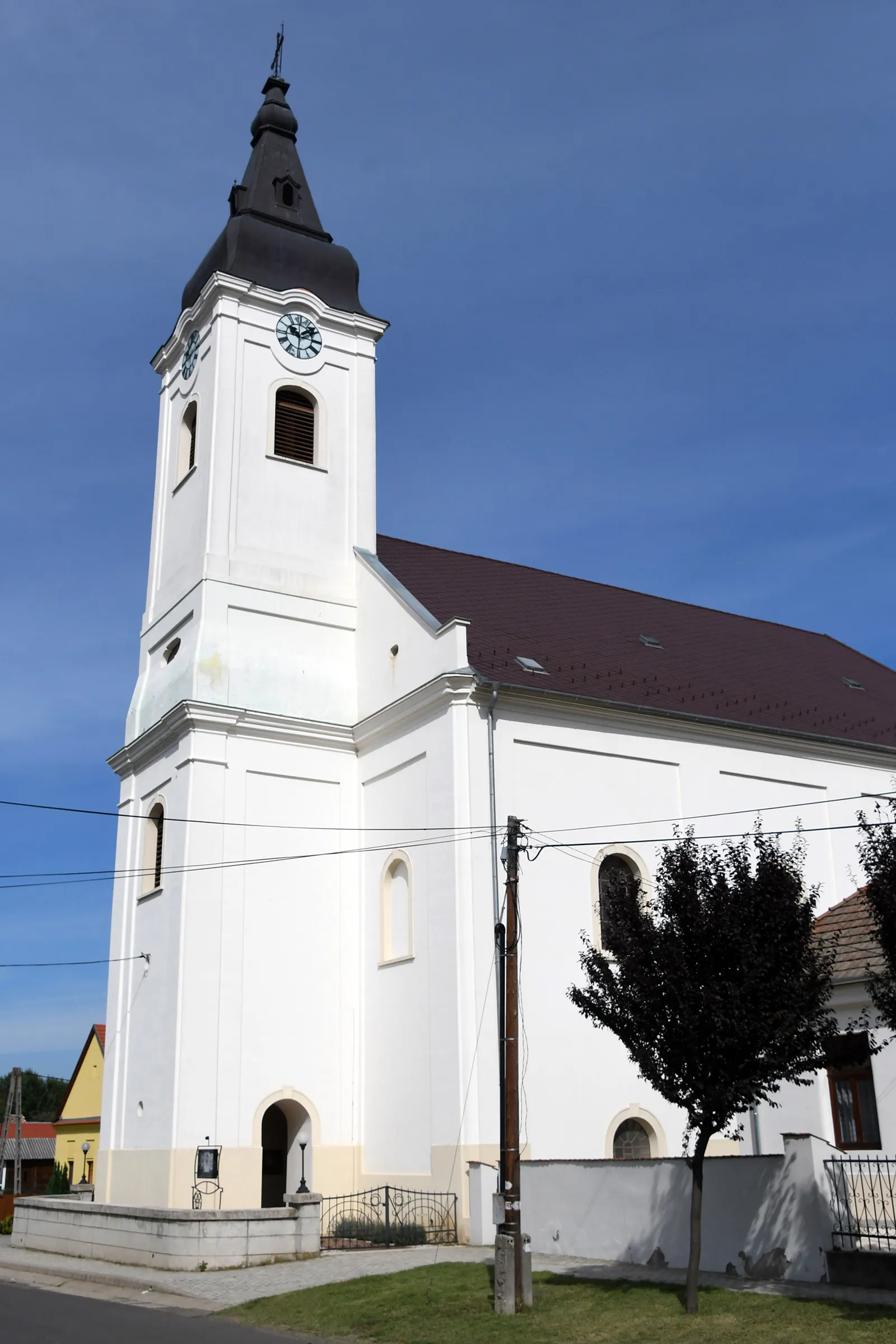 Photo showing: Lutheran church in Szügy, Hungary