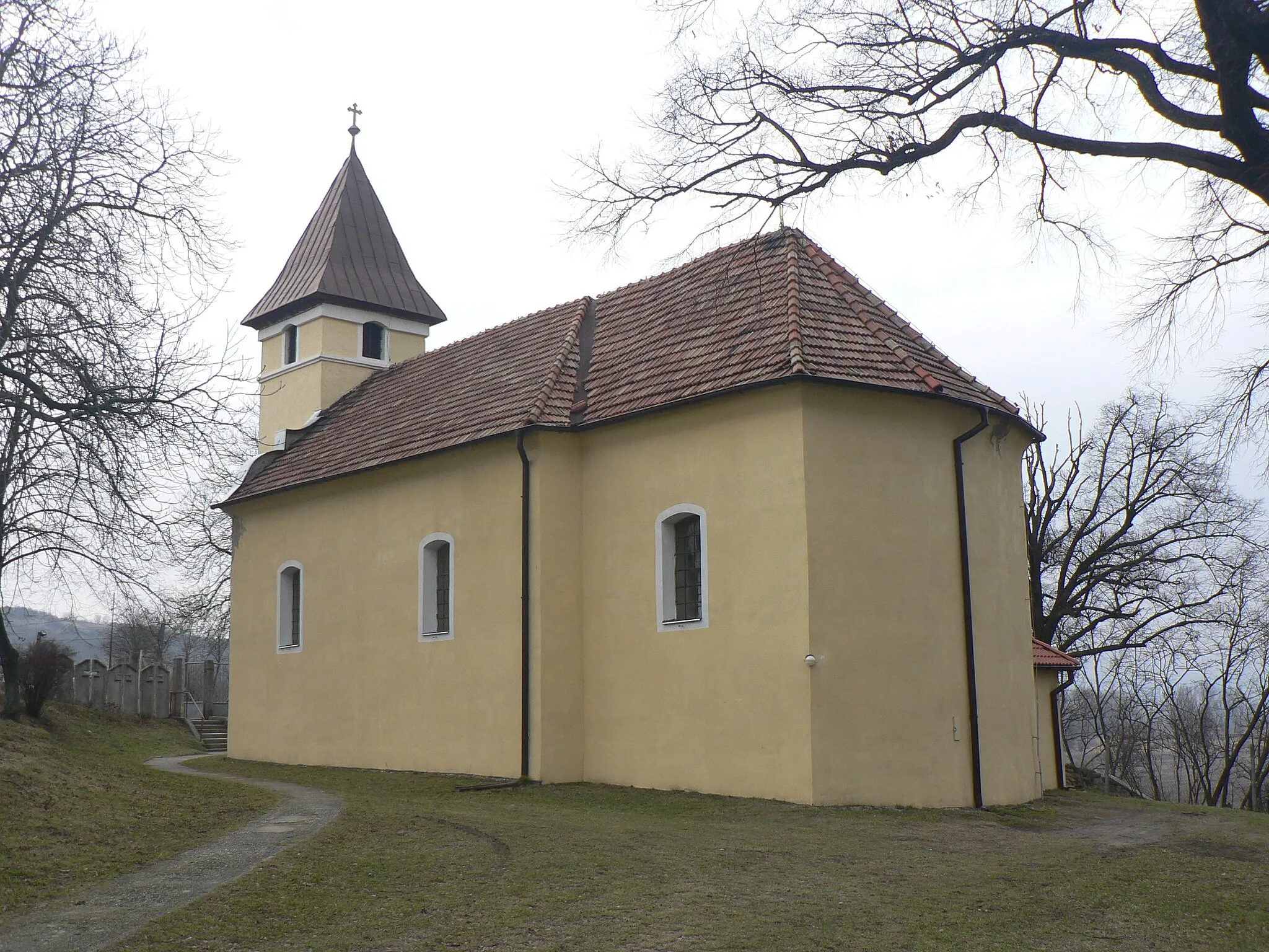 Photo showing: A lelédi templom