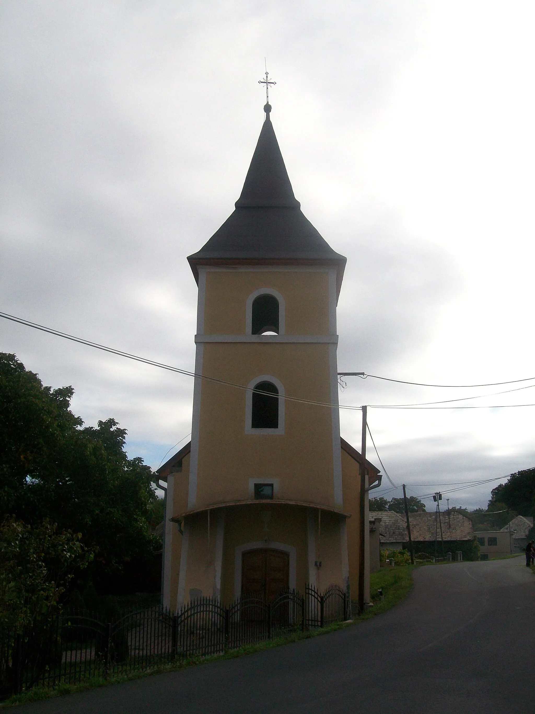 Photo showing: Evangelical Baroque-Classicist church built in 1776 in Veľké Straciny