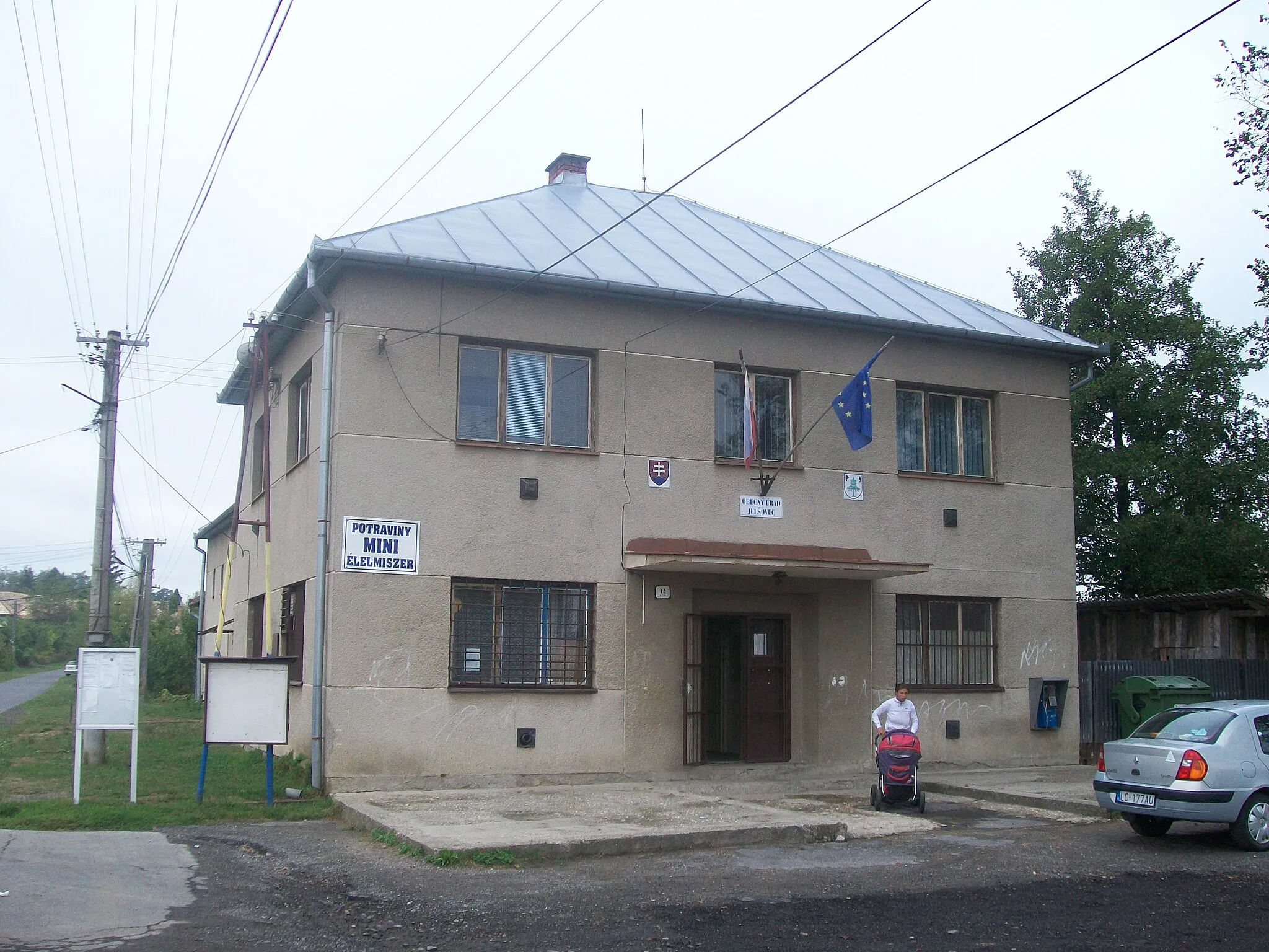 Photo showing: Municipal office in the village Jelšovec
