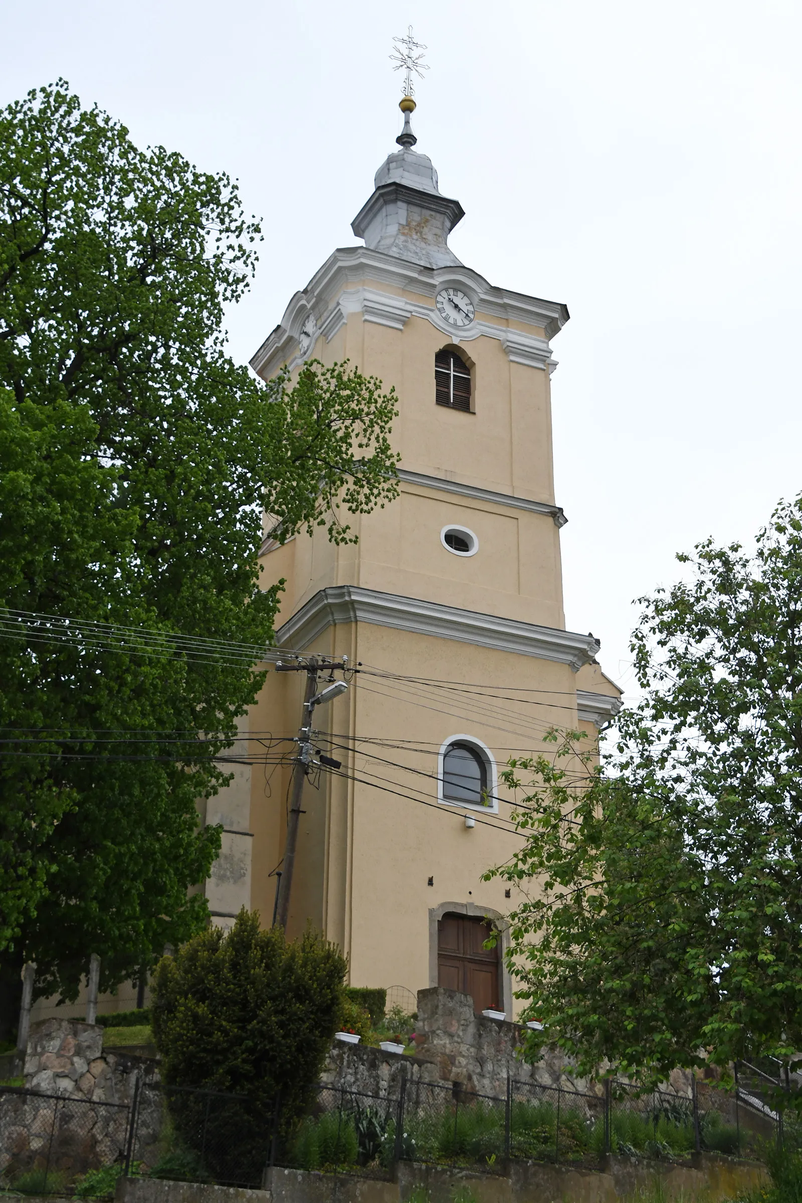 Photo showing: Roman Catholic church in Gönc, Hungary