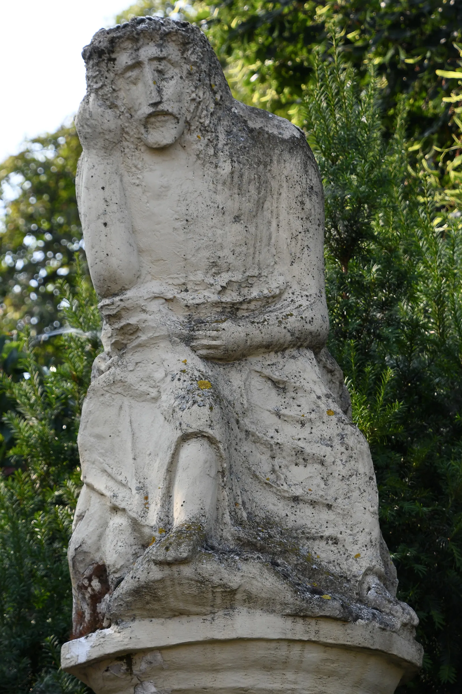 Photo showing: Statue of the Pensive Christ in Jászjákóhalma, Hungary