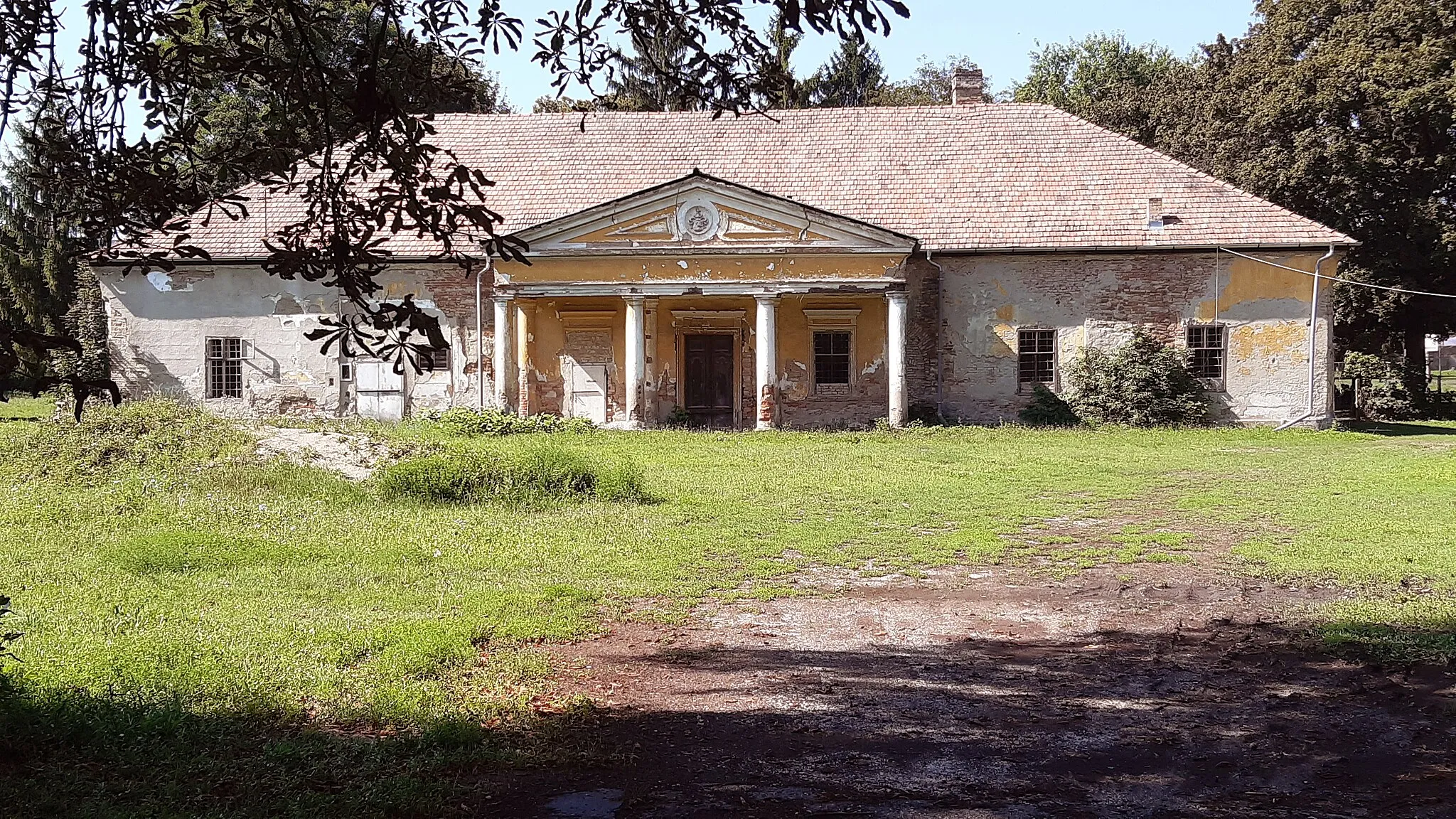 Photo showing: Laszkári-kúria, Romhány