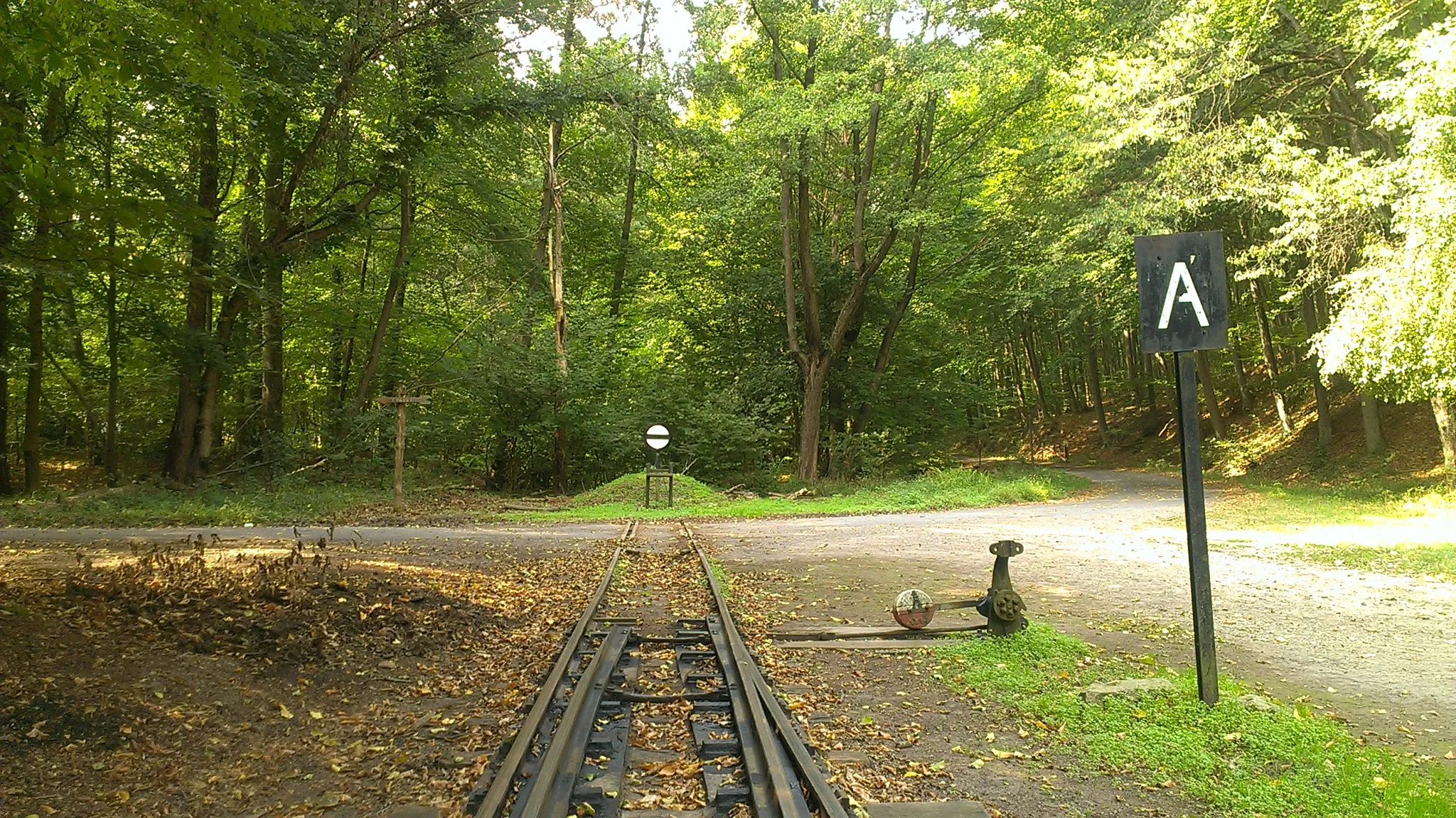 Photo showing: End of track