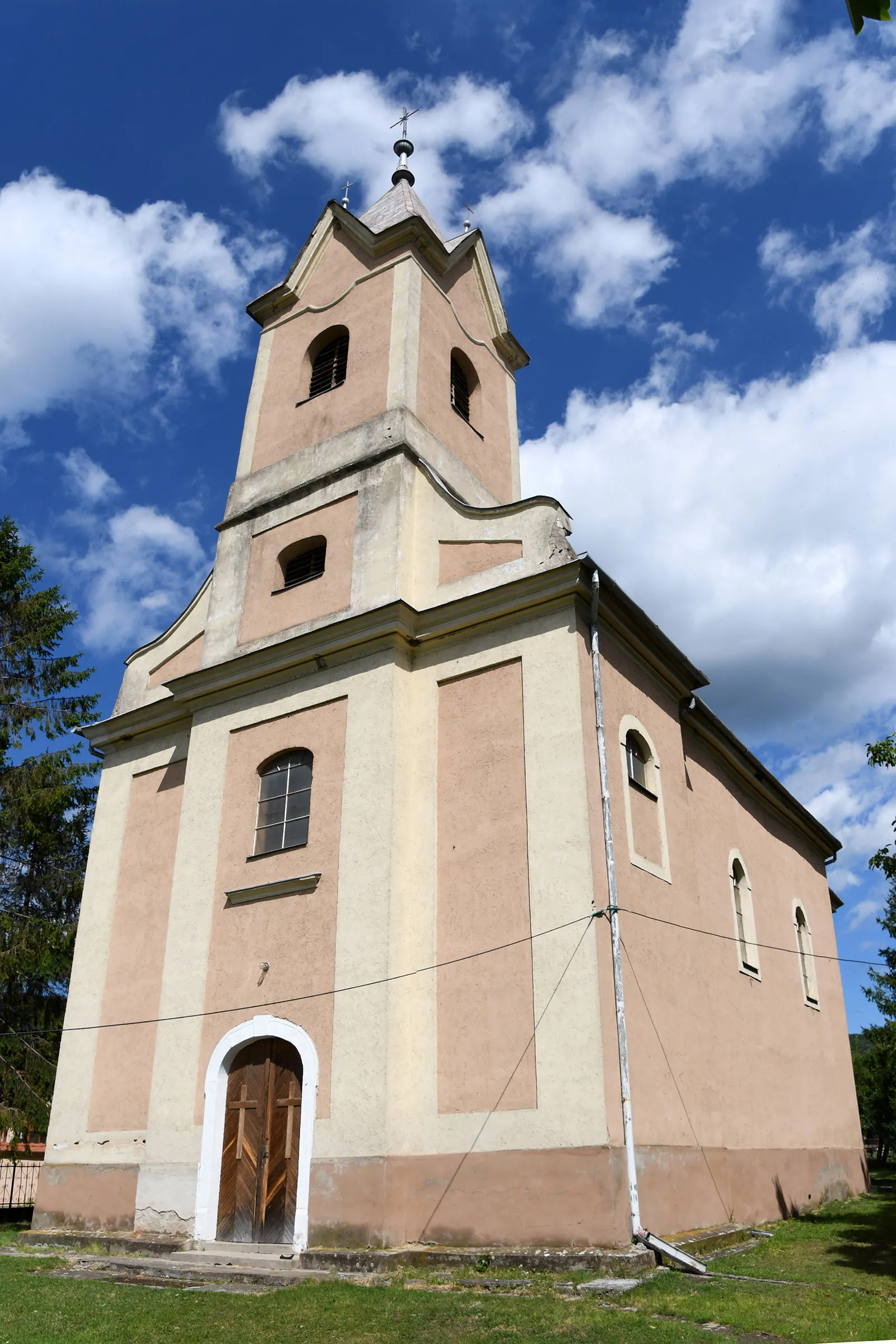 Photo showing: Roman Catholic church in Fony, Hungary