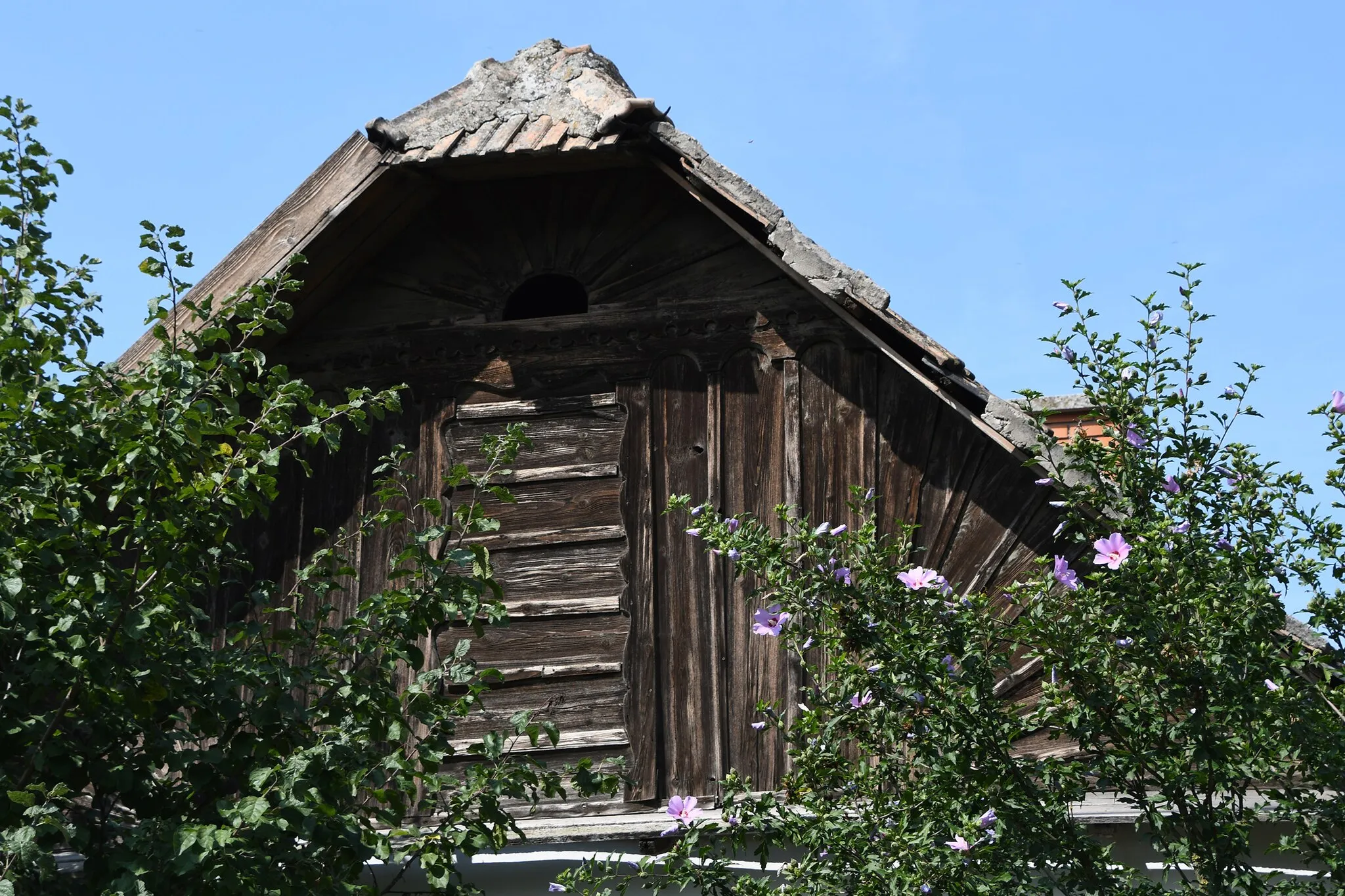 Photo showing: Traditional dwelling house in Négyes, Hungary