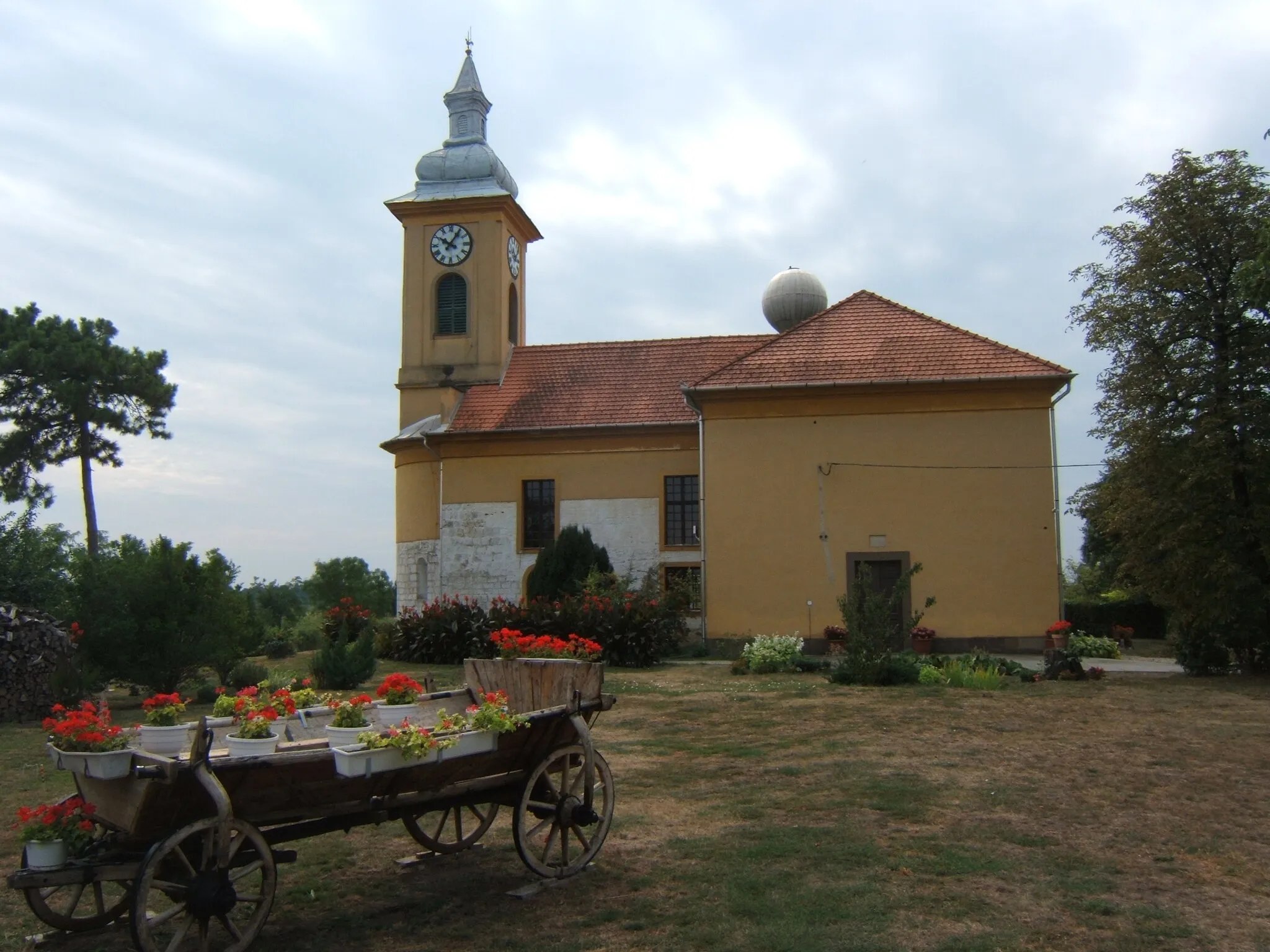 Photo showing: Egerlövő, templom