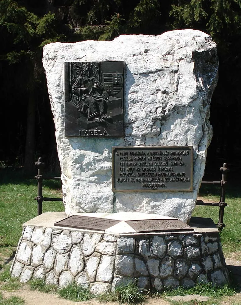 Photo showing: Béla the Fourth, Hungarian King. Relief in Bükkszentkereszt, near to Miskolc, Hungary