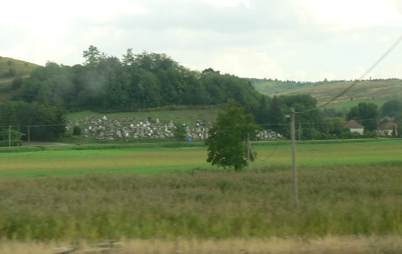 Photo showing: Bükkmogyorósdi temető