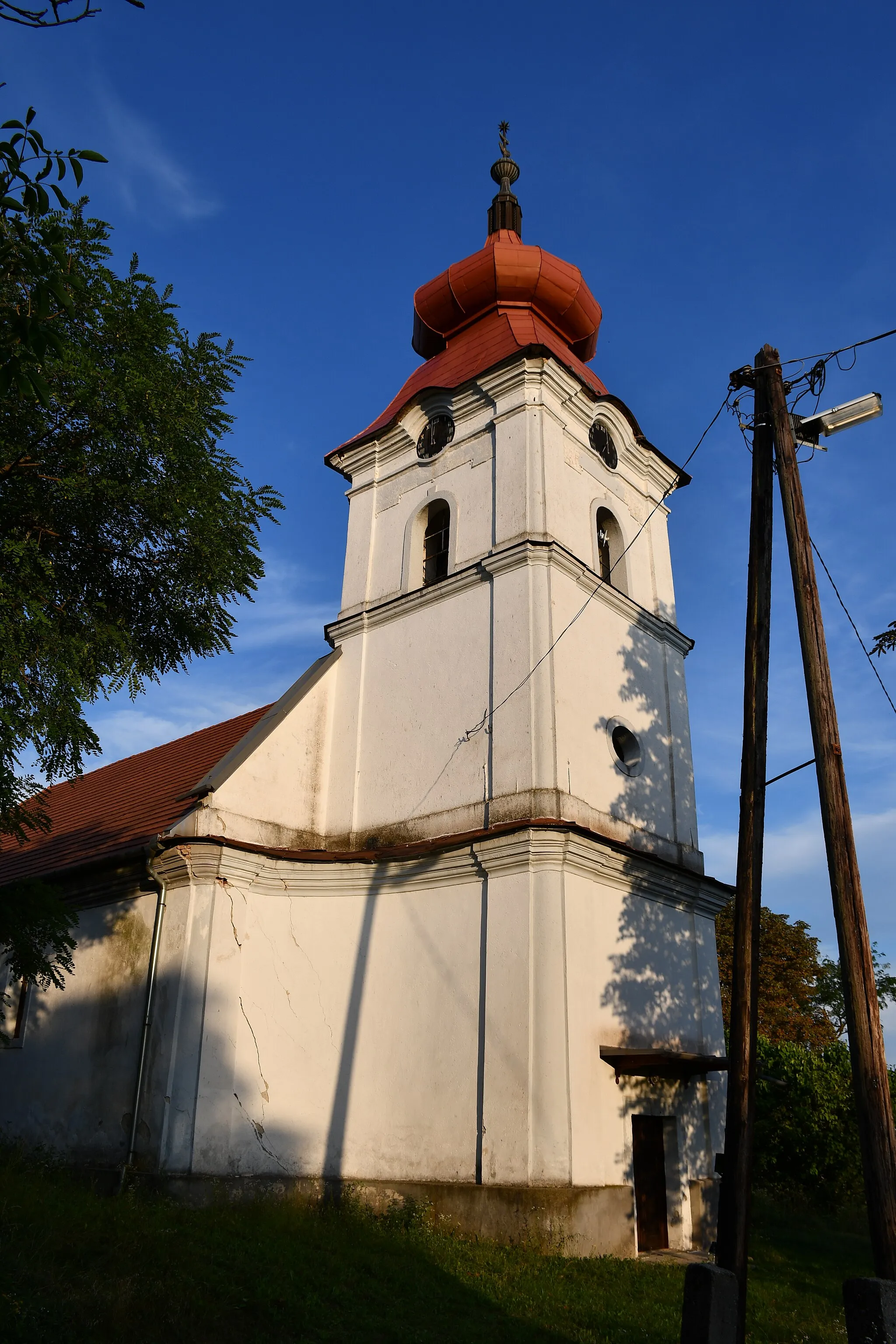 Photo showing: Alsószuha református temploma