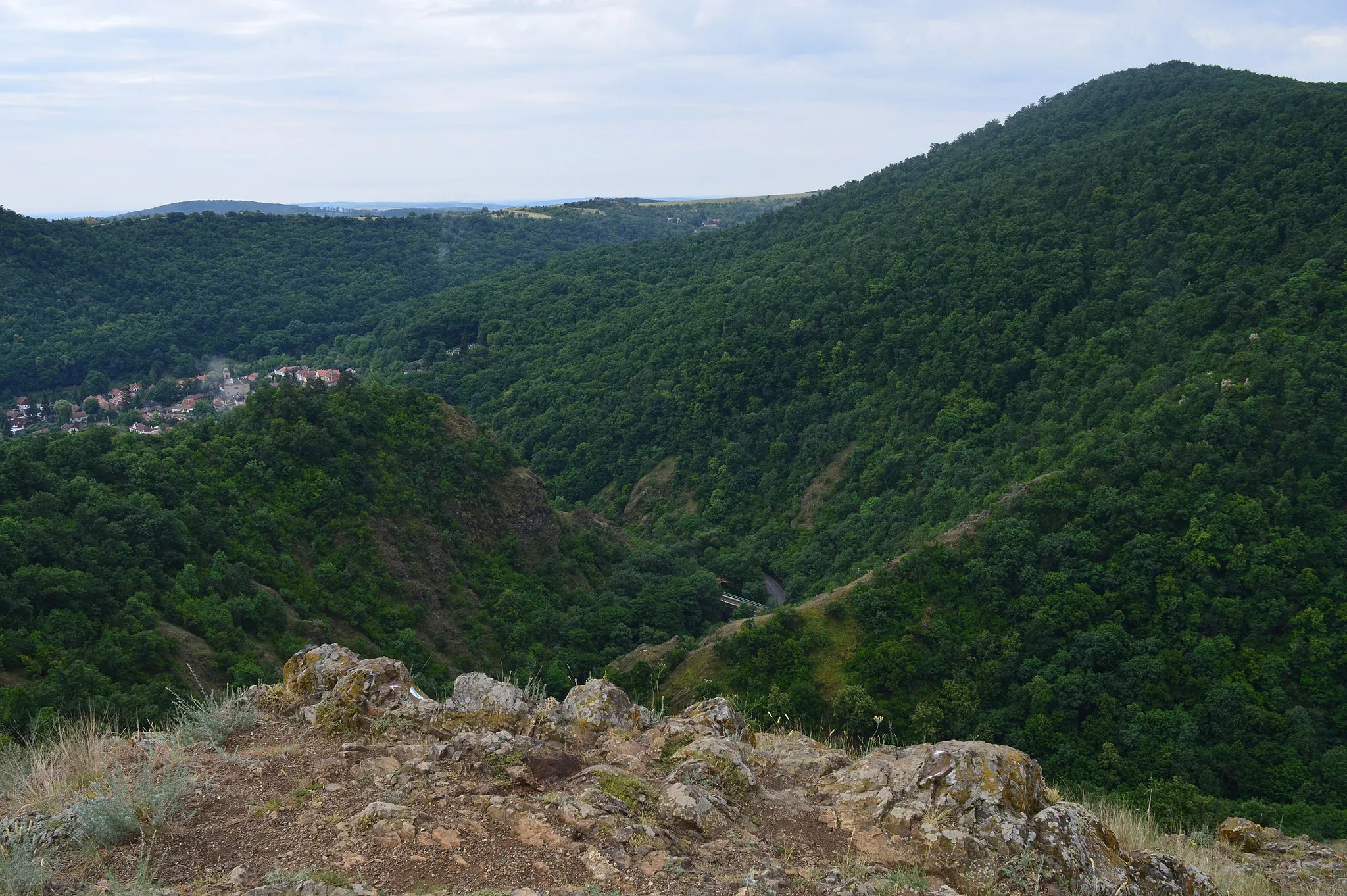 Photo showing: Kilátópont. Akasztó-hegy, Pyrker-szoros