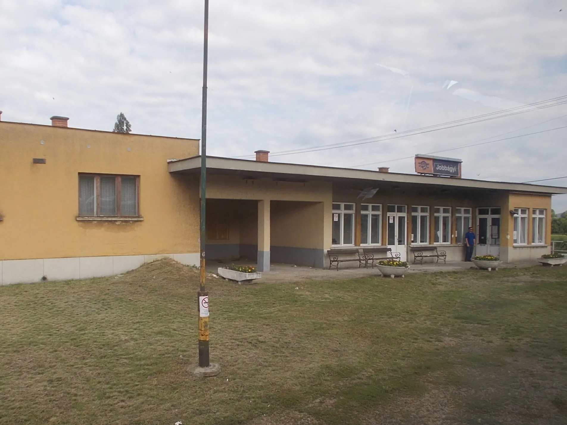 Photo showing: : Railway station. - Jobbágyi, Nógrád County, Hungary.