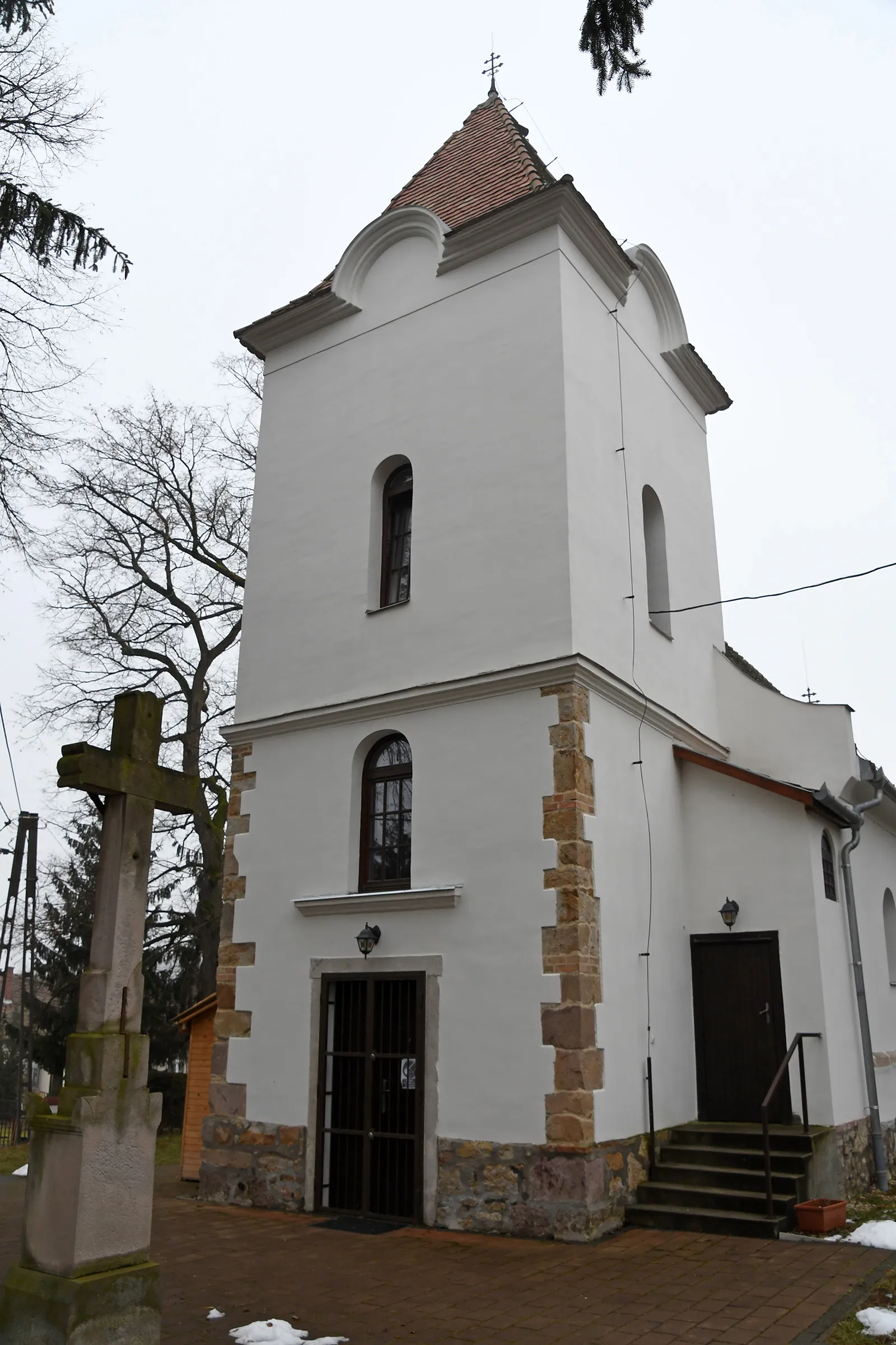 Photo showing: Roman Catholic church in Szente, Hungary