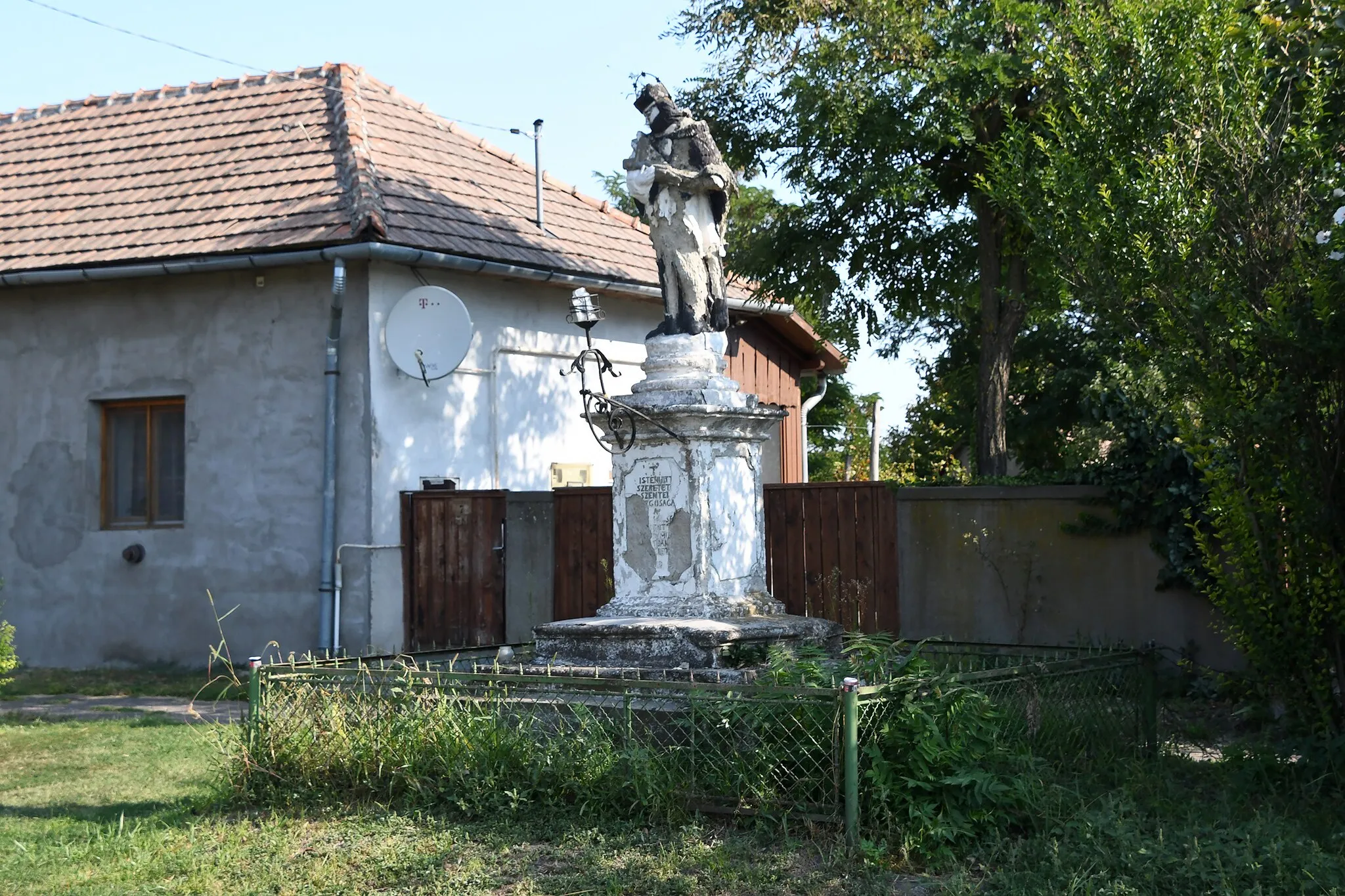 Photo showing: Statue of John of Nepomuk (Sarud)