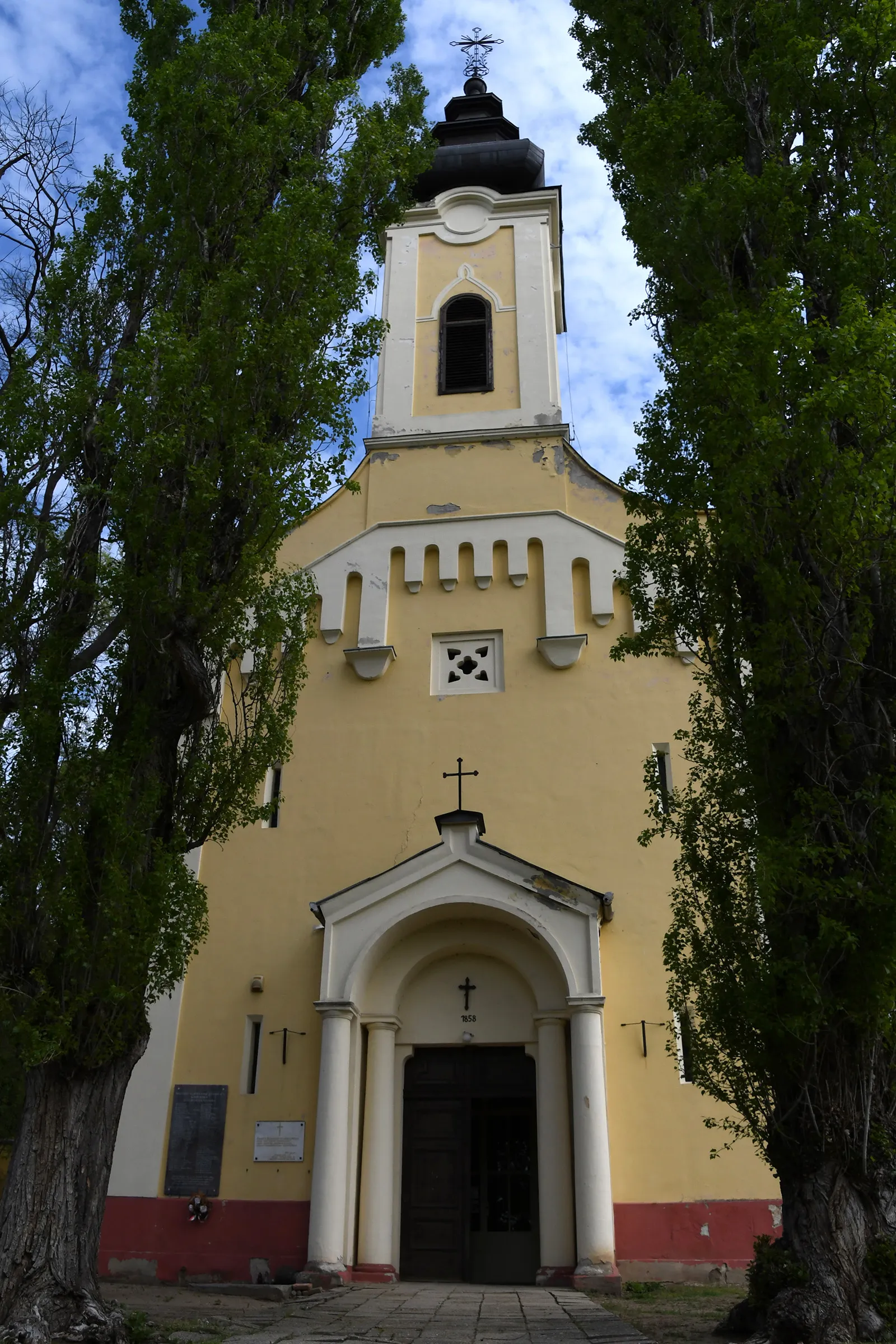 Photo showing: Roman Catholic church in Kompolt, Hungary