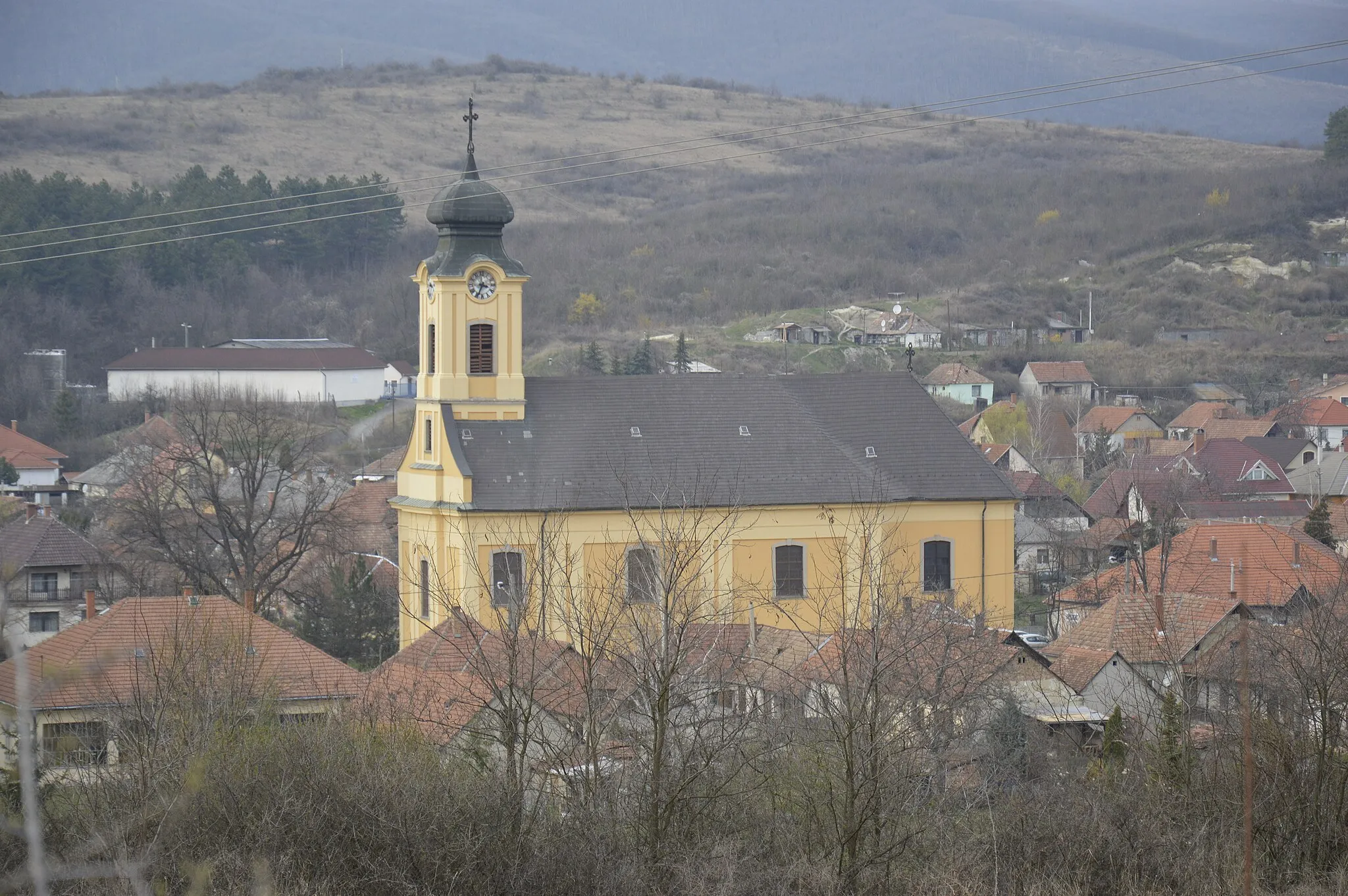 Photo showing: Felsőtárkány templom