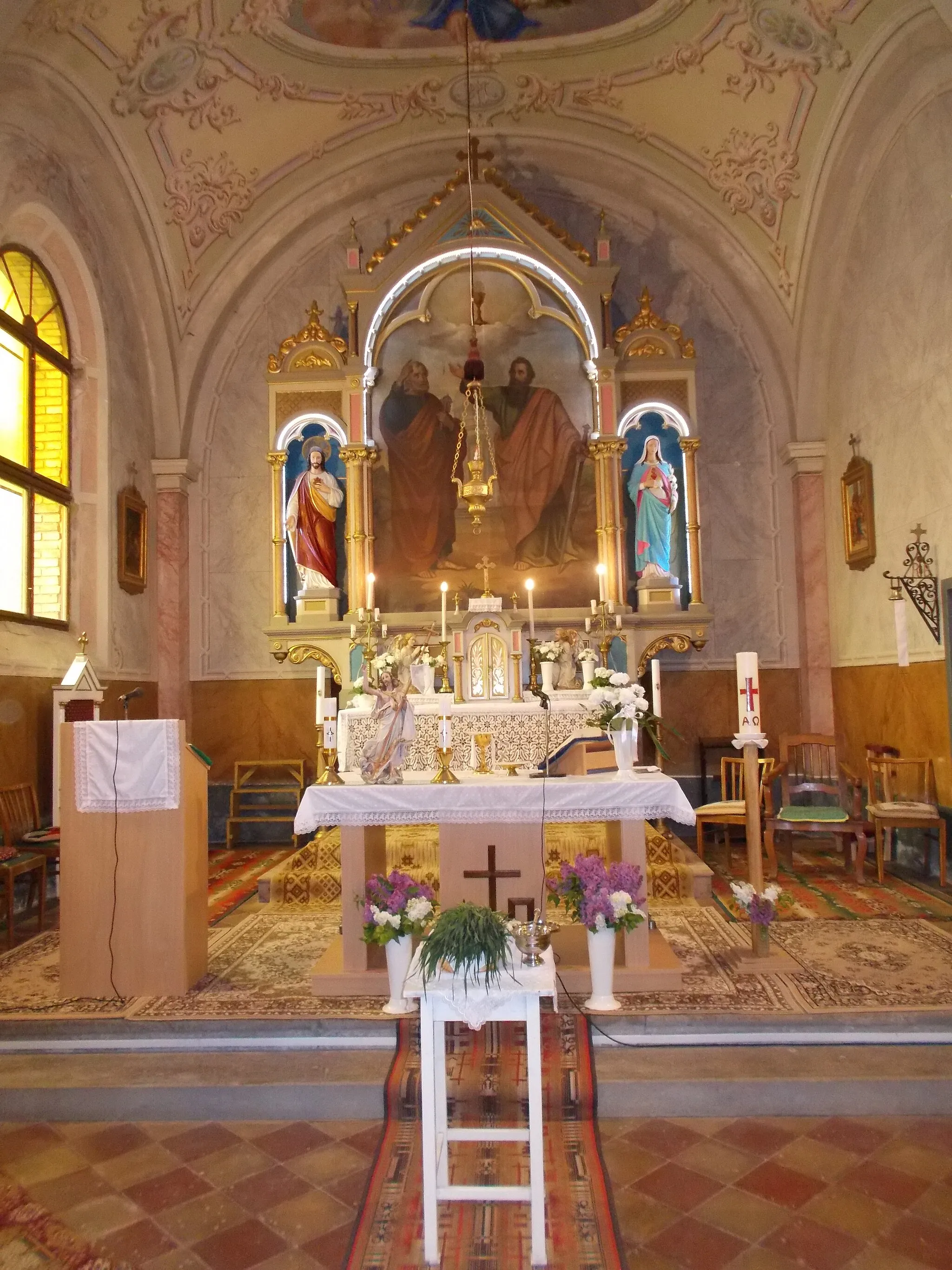 Photo showing: Búzaszentelés előtt a Sajónémeti templomban