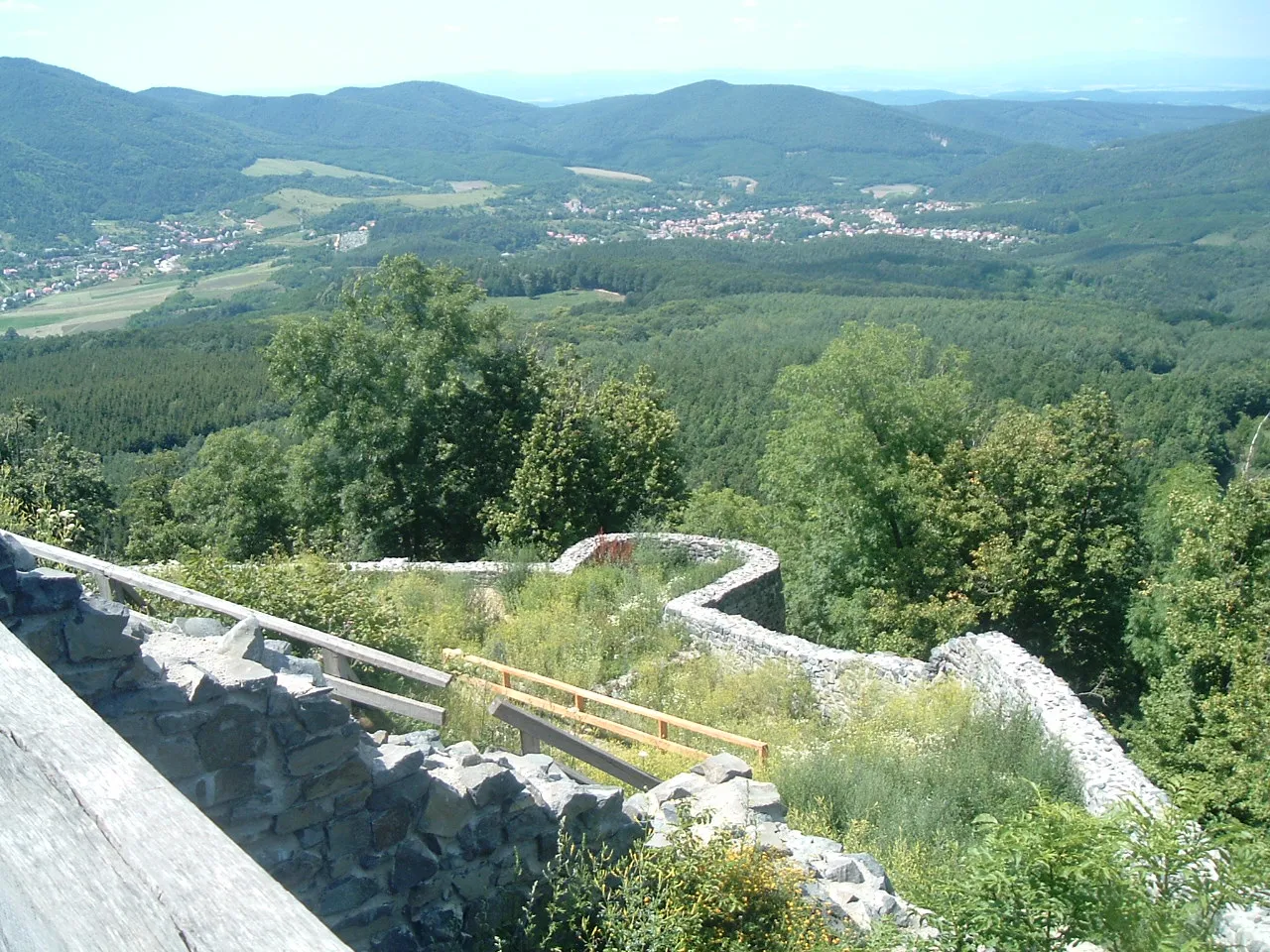 Photo showing: Castle of Salgó
