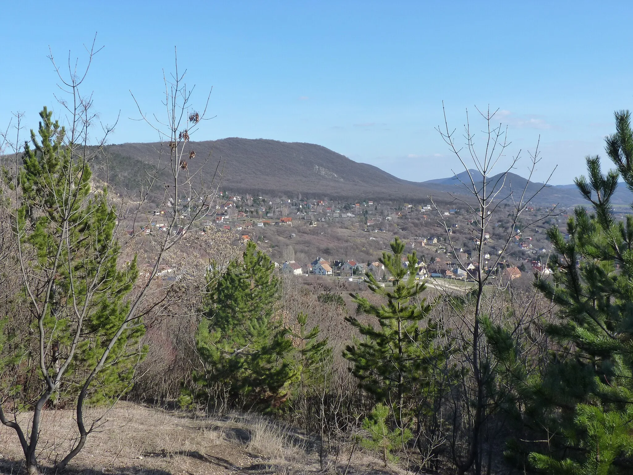 Photo showing: View of Pilisszántó