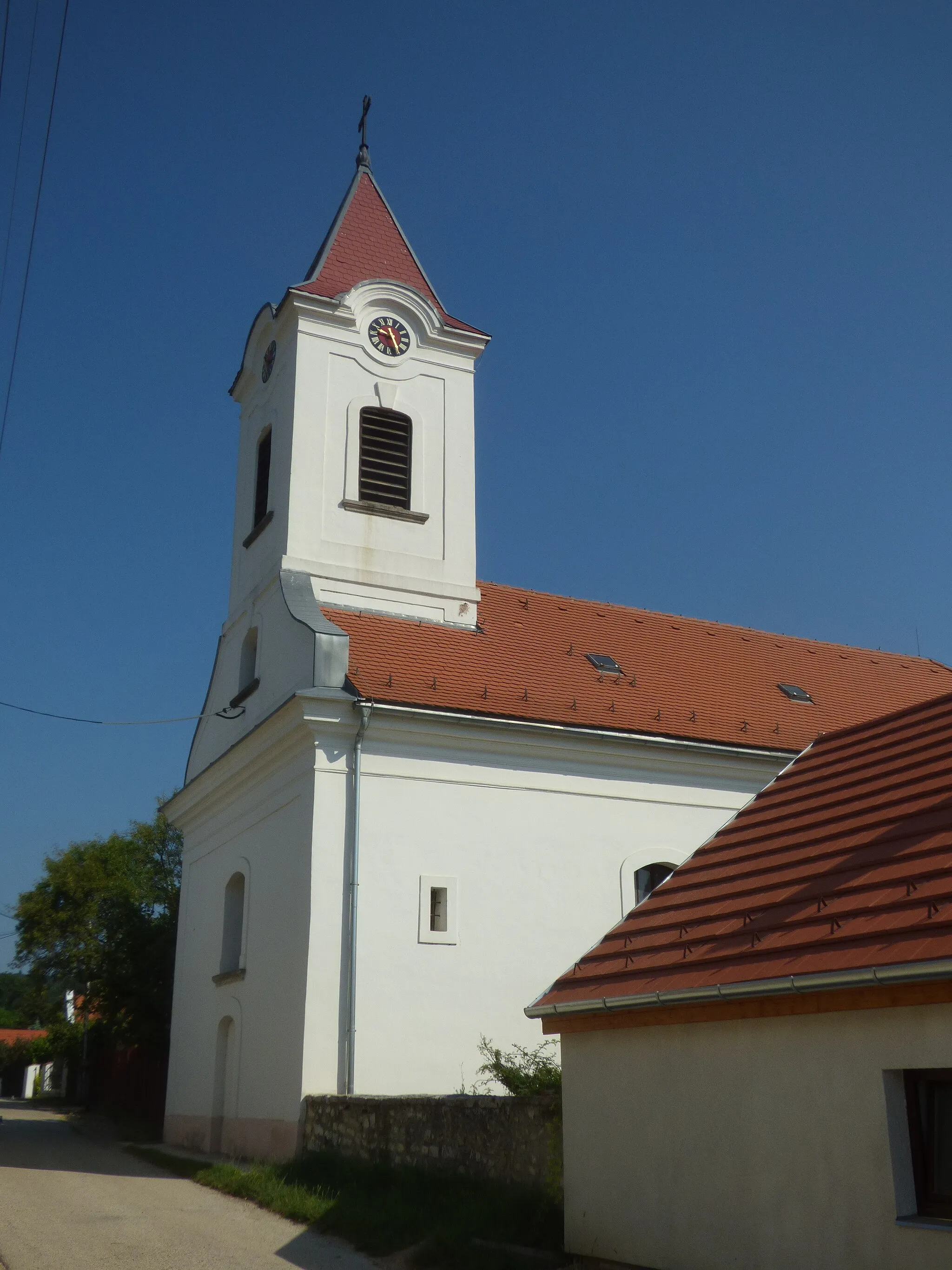 Photo showing: Balatonarács katolikus temploma