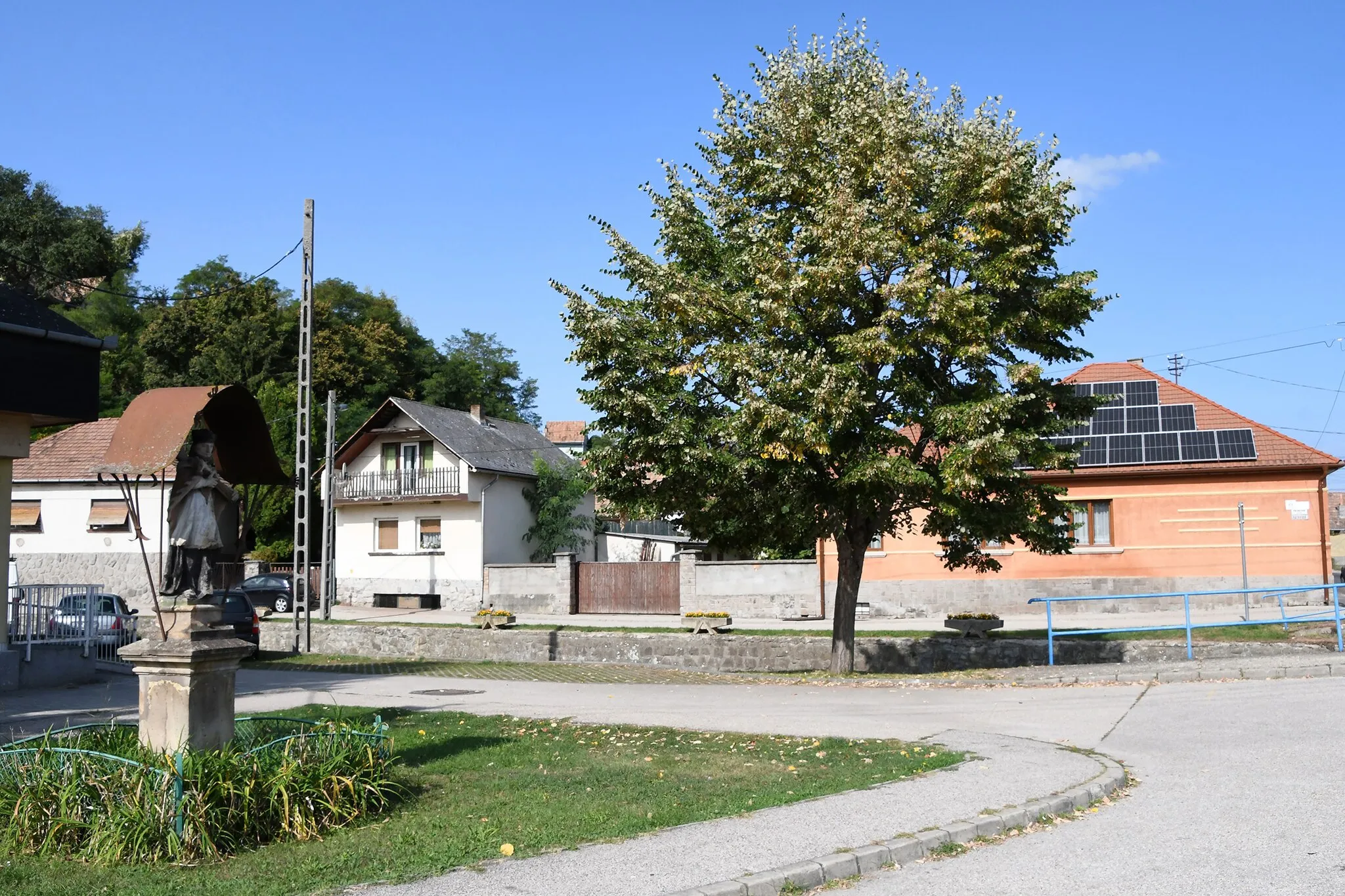 Photo showing: Statue of John of Nepomuk (Pilismarót)