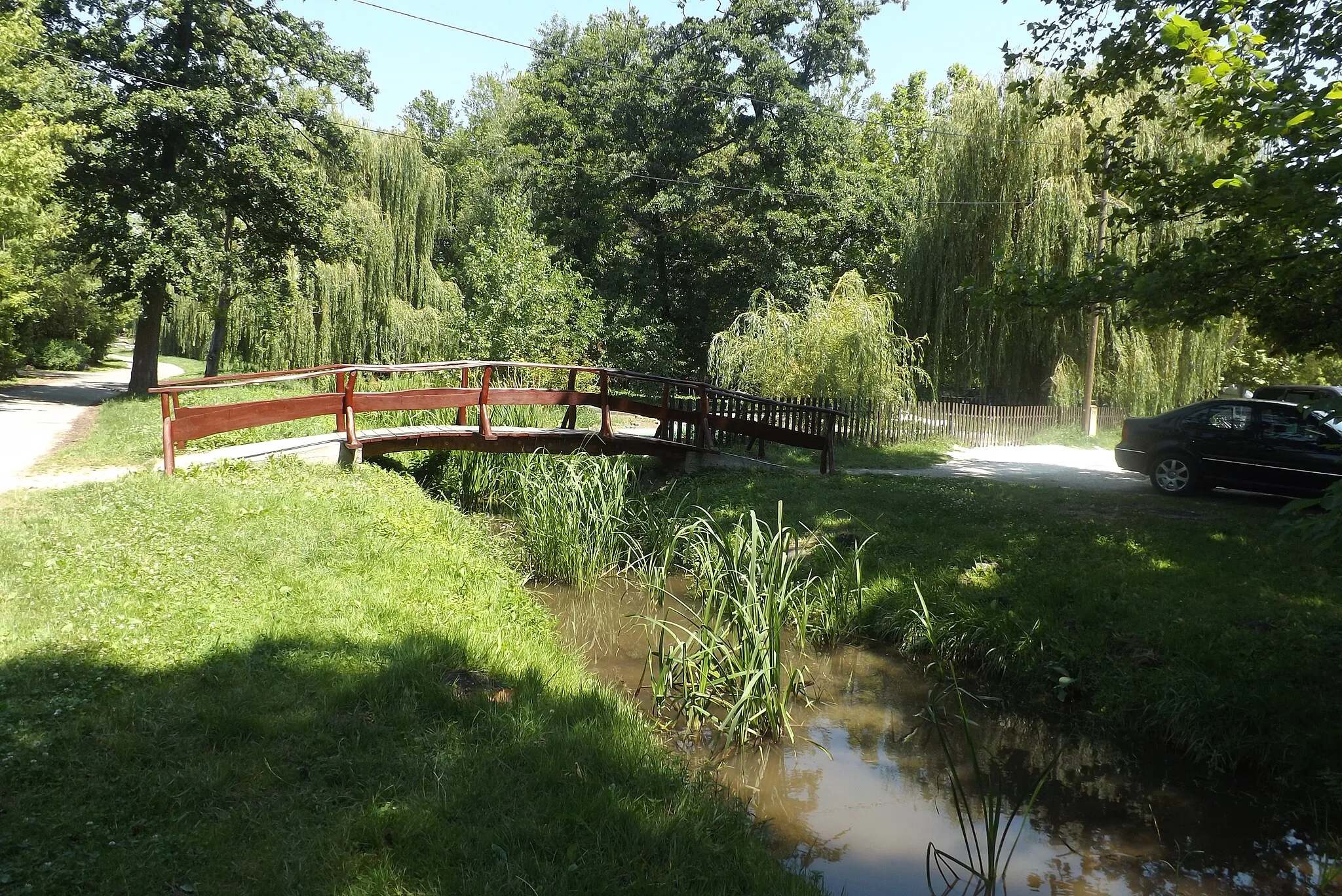 Photo showing: A Burnót-patak hídja, Ábrahámhegy