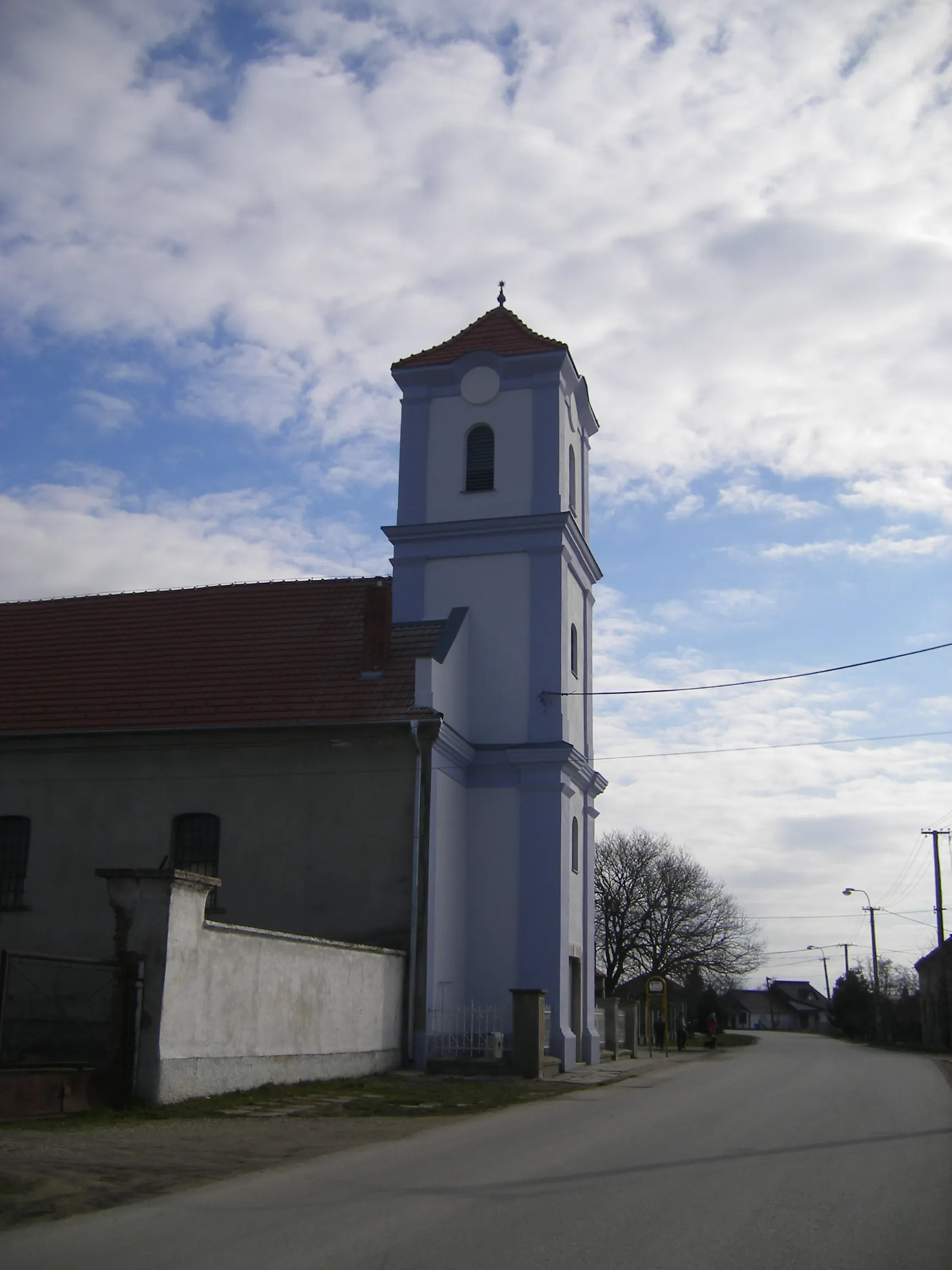 Photo showing: Nagykeszi, református templom