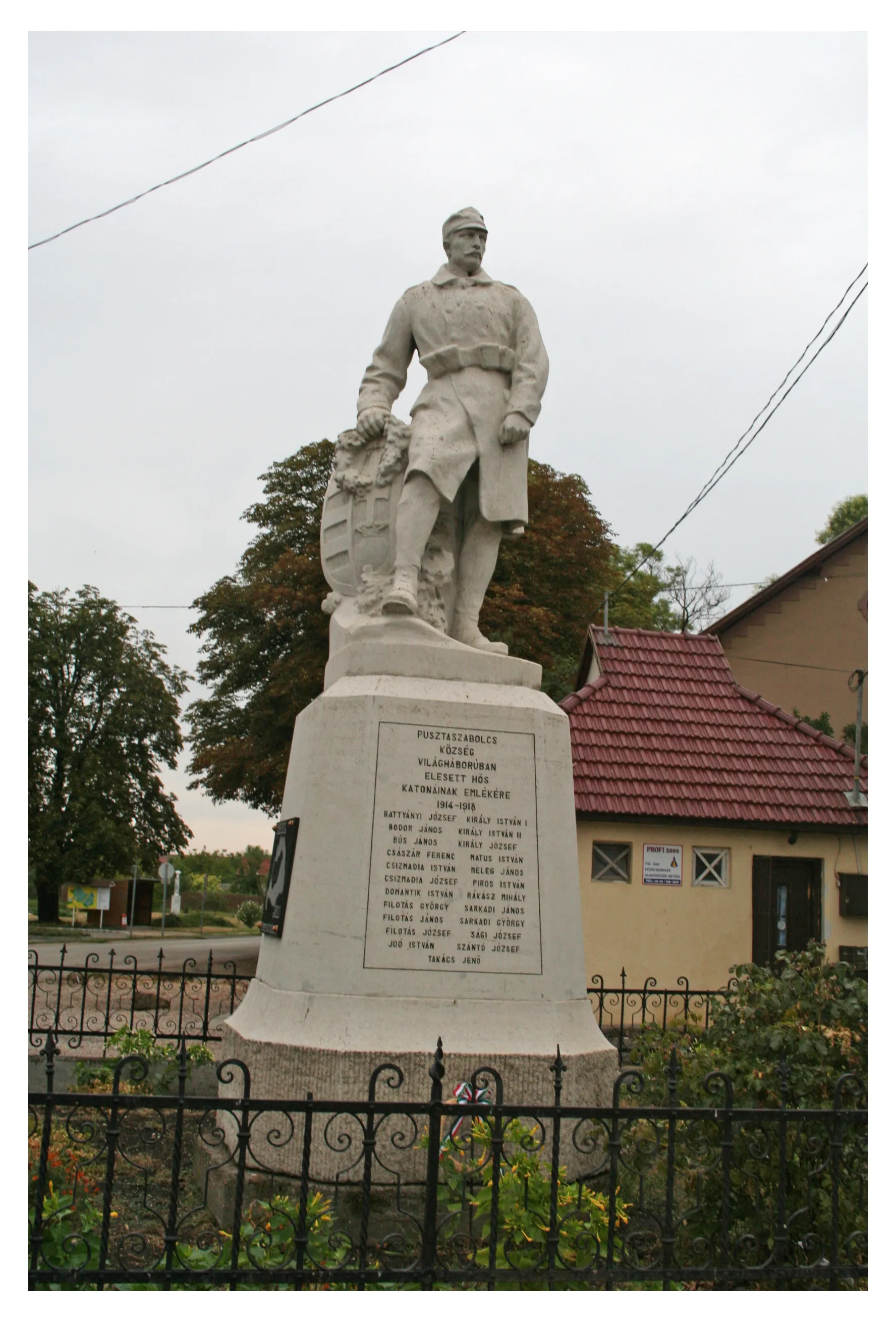 Photo showing: Pusztaszabolcs