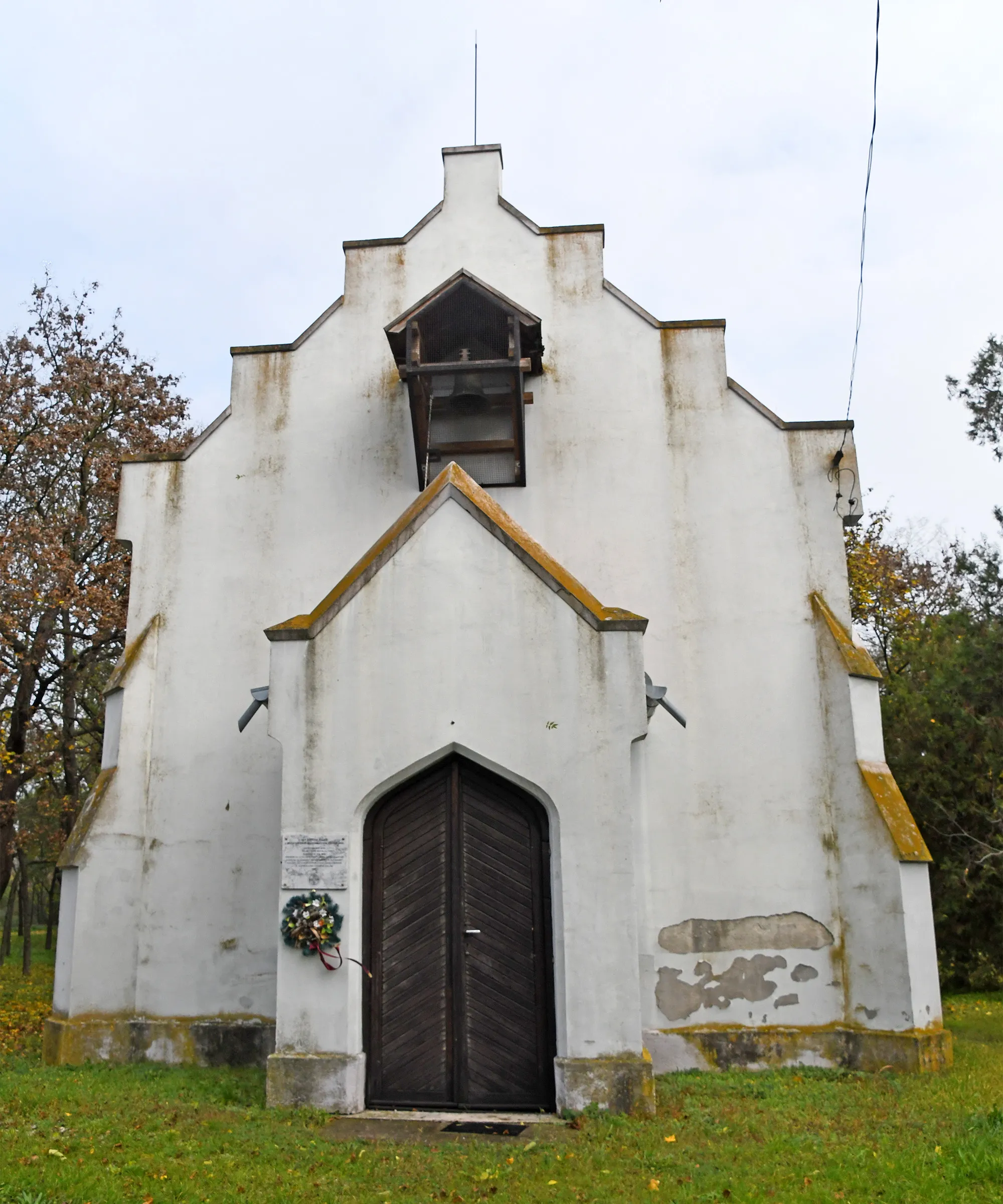 Photo showing: Roman Catholic chapel in Pettend, Kápolnásnyék, Hungary