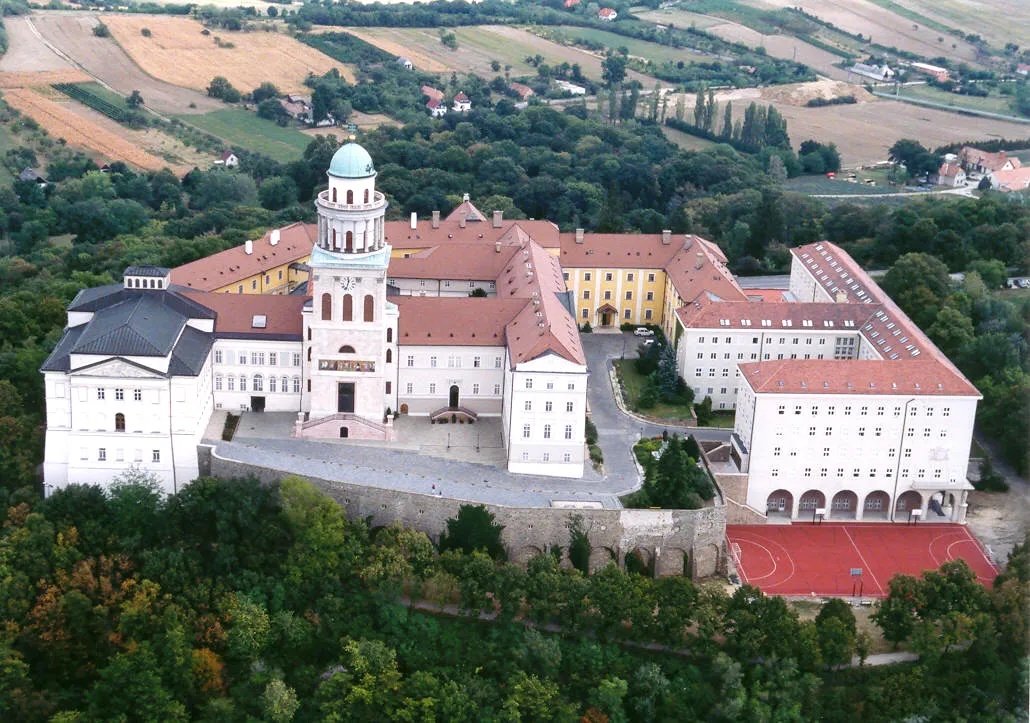 Photo showing: Bencés apátság / Benedictine monastery. - Pannonhalma - Hungary - Europe