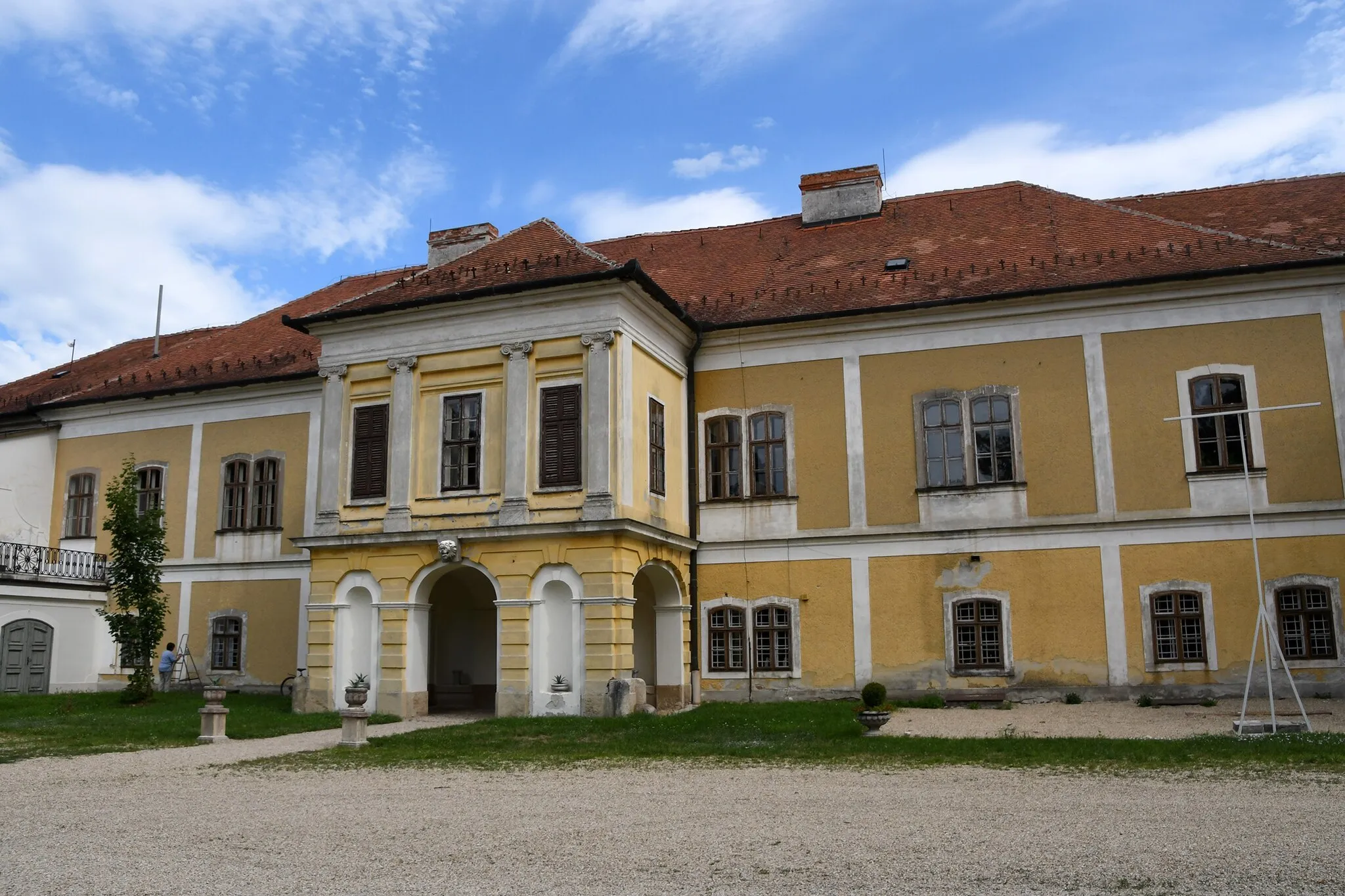 Photo showing: Amadé-Bajzáth-Pappenheim mansion in Iszkaszentgyörgy, Hungary