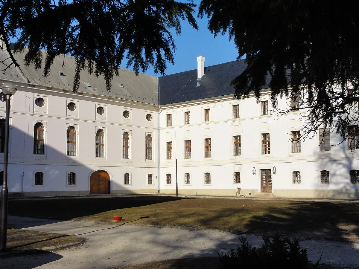 Photo showing: Batthyány-kastély és parkja