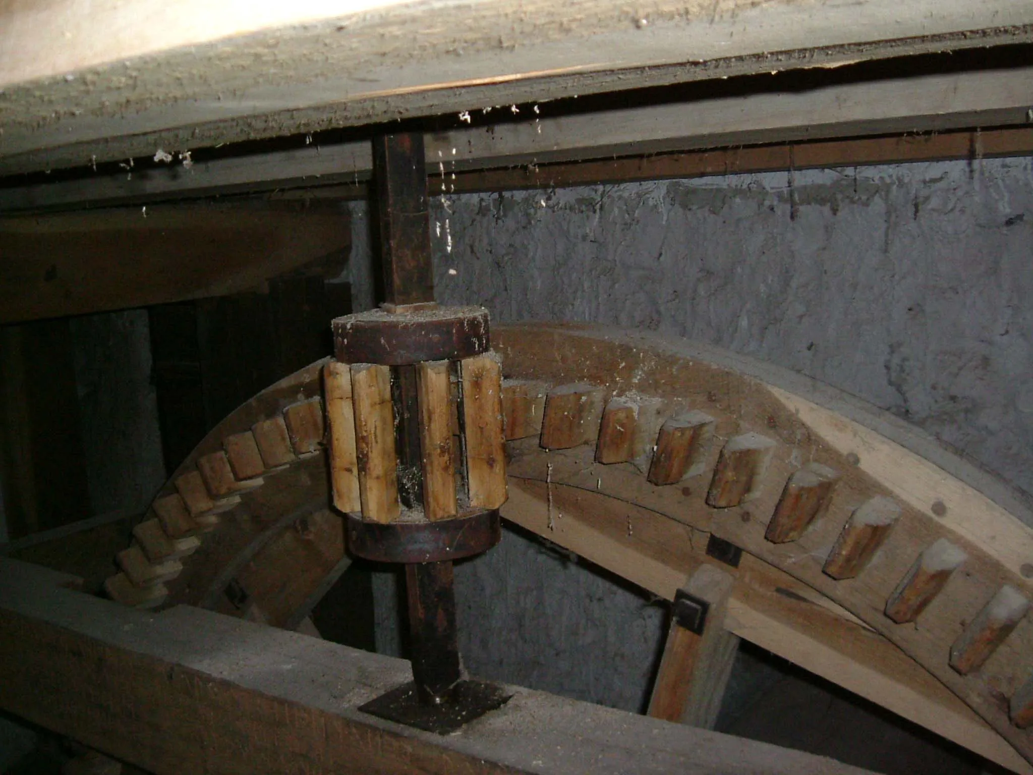 Photo showing: Wooden gear, water mill of Nyirád, Hungary