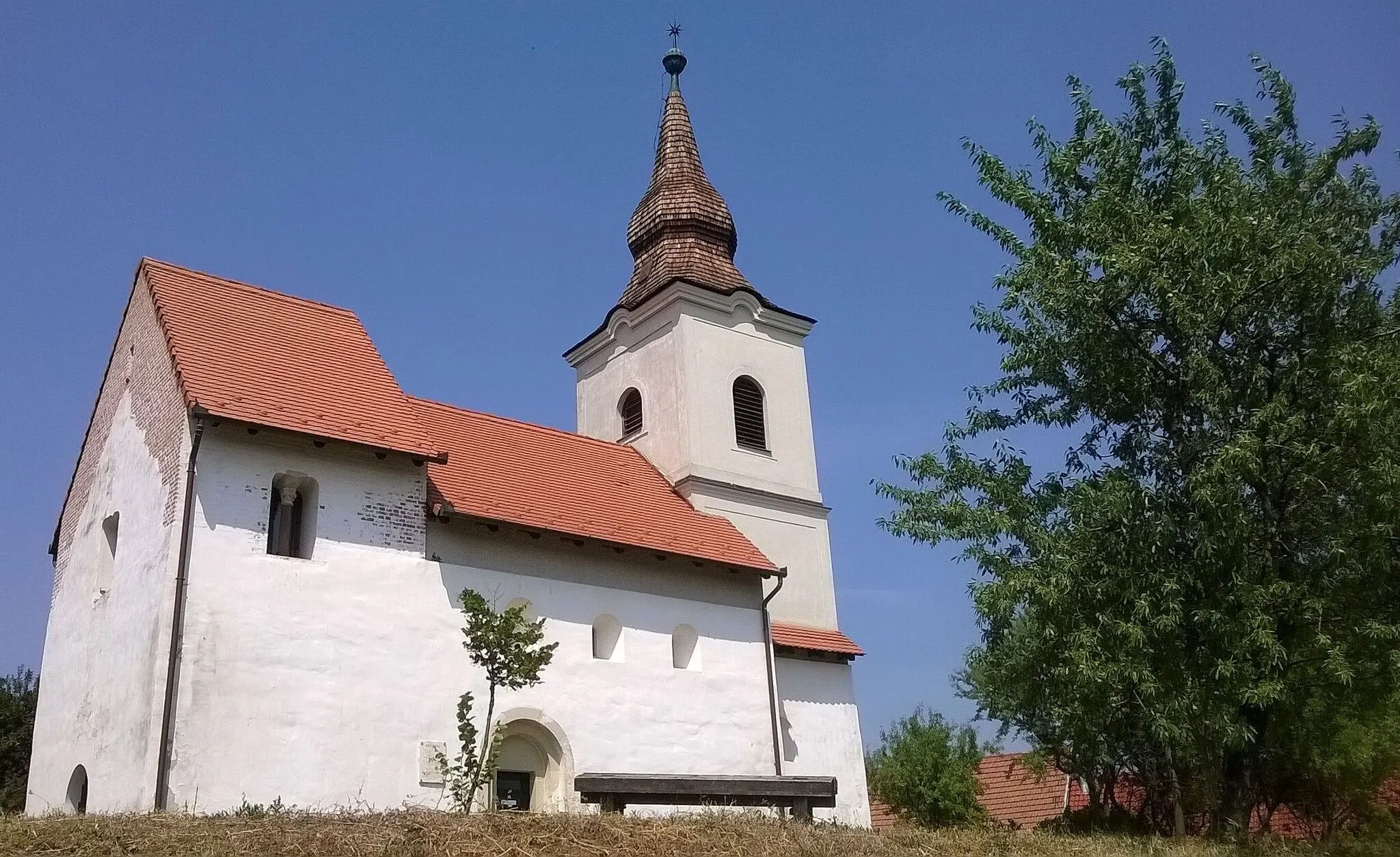 Photo showing: A zánkai református műemléktemplom