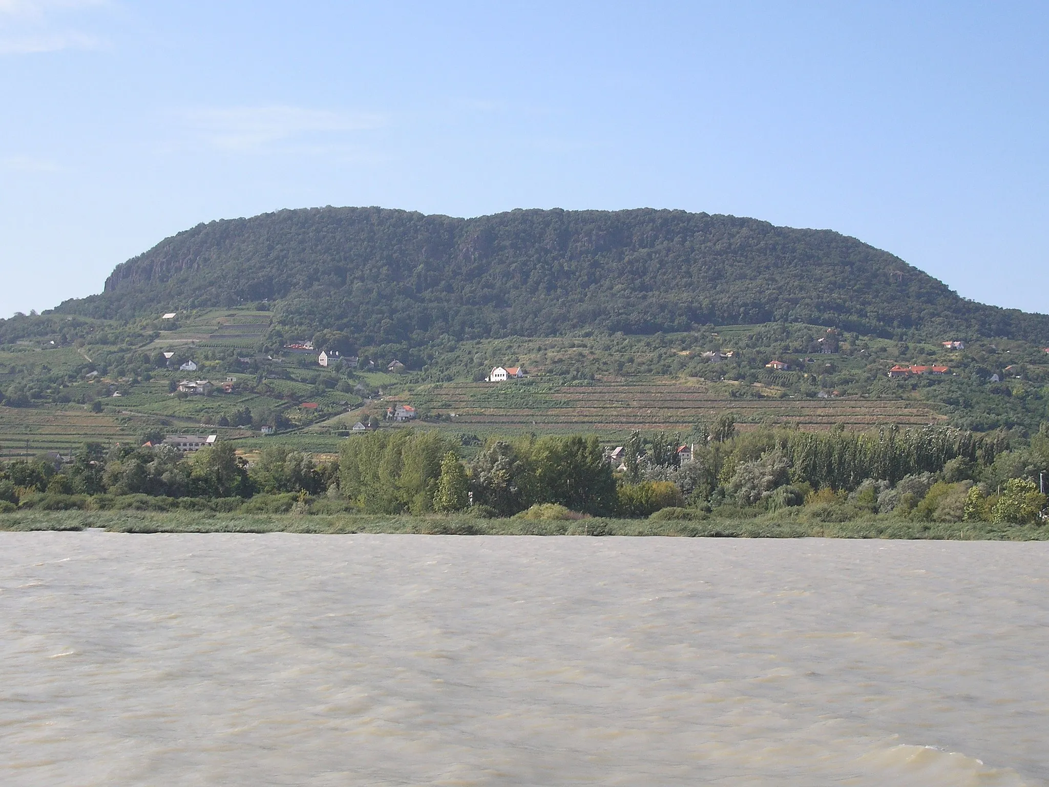 Photo showing: Badacsonytomaj látkép