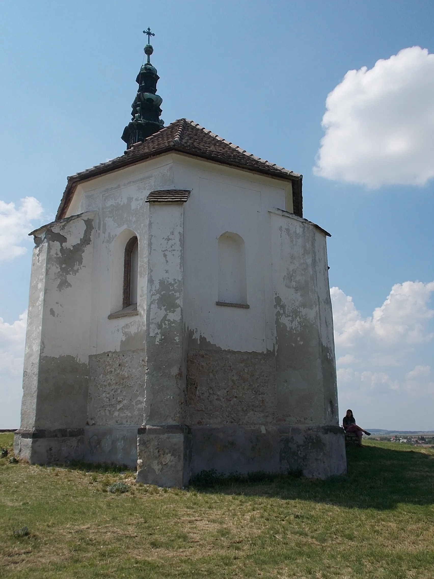 Photo showing: Calvary chapel. Listed ID 6432. (E) -  Calvary Hill, Tata, Komárom-Esztergom County, Hungary
