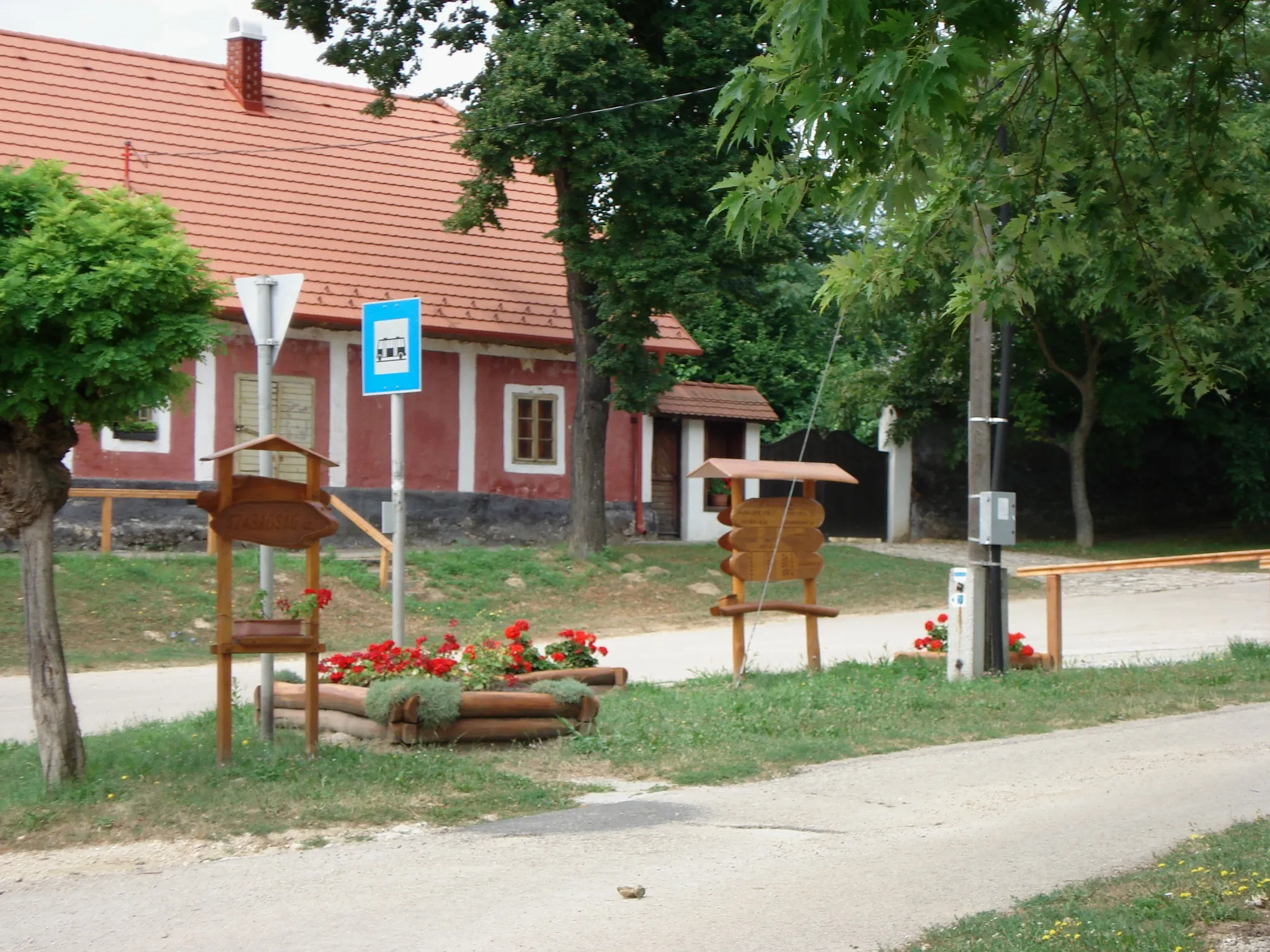 Photo showing: Bakonykúti részlet