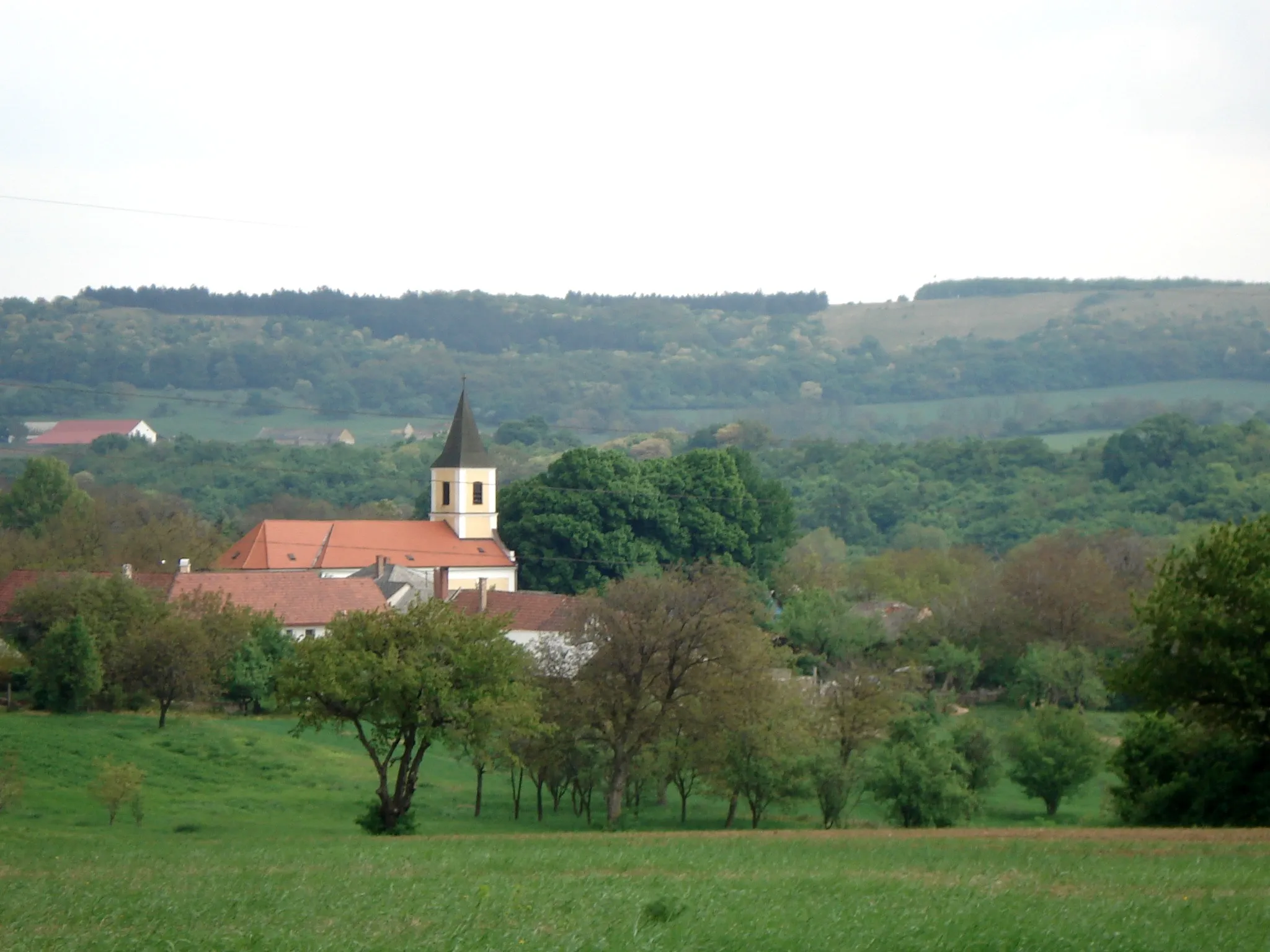 Photo showing: View of Bakonykúti, Hungary