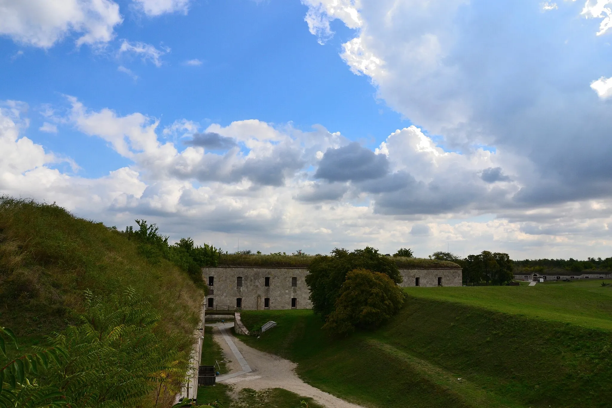 Photo showing: Monostori erőd