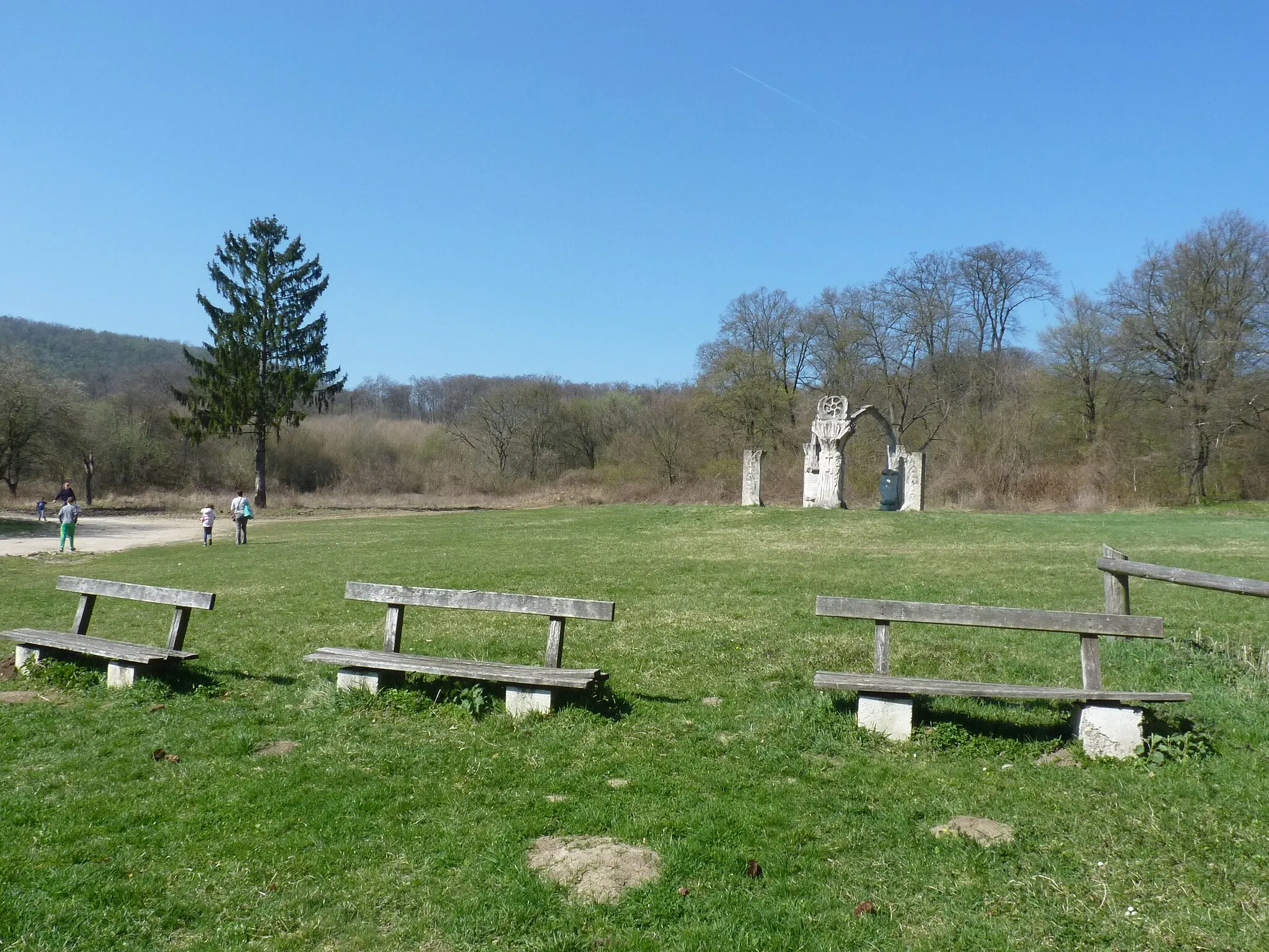 Photo showing: Pusztamarót memorial